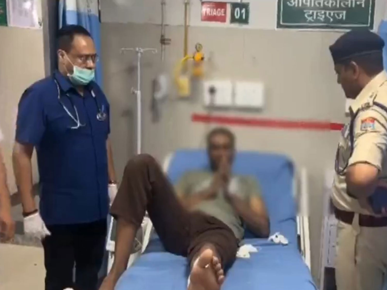 Visual of accused undergoing treatment in hospital after being injured in Dehradun encounter (Photo/Dehradun Police) Visual of accused undergoing treatment in hospital after being injured in Dehradun encounter (Photo/Dehradun Police)