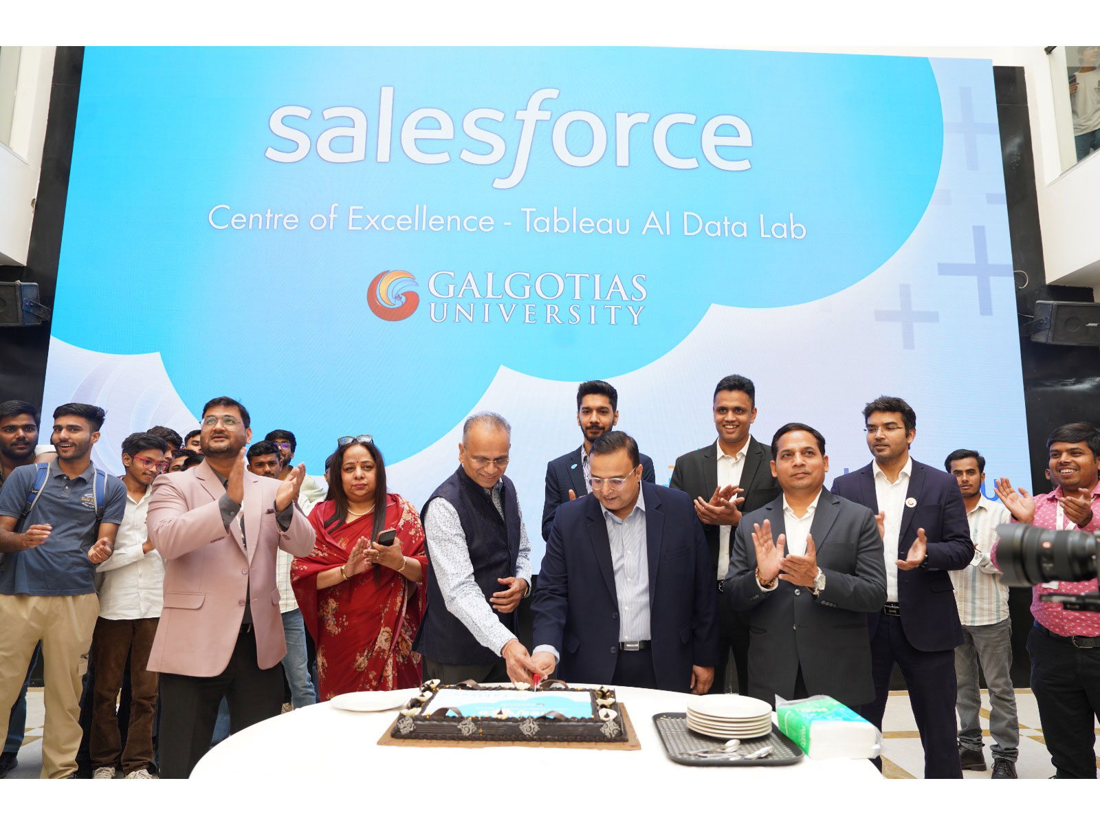 Salesforce and Galgotias University launch Tableau AI Data Lab Salesforce and Galgotias University launch Tableau AI Data Lab