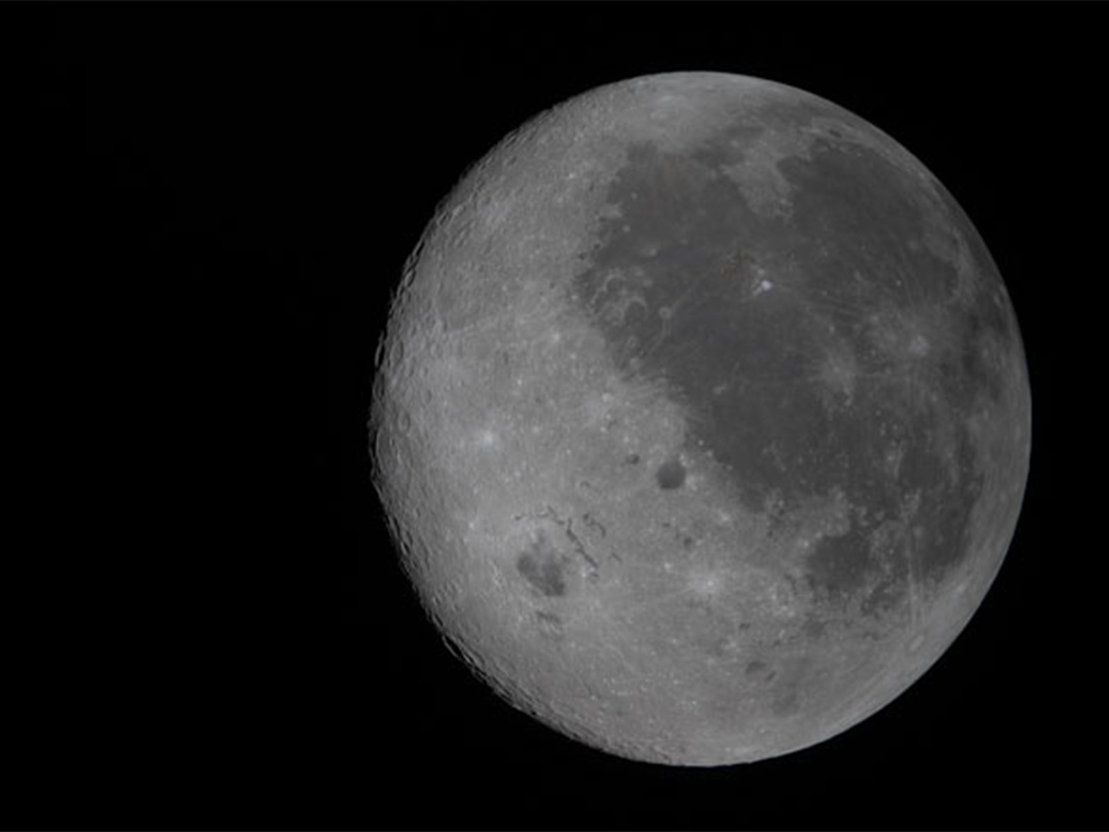 New photo capturing the Moon's near side on the right and its far side on the left (Photo/X@NASA)