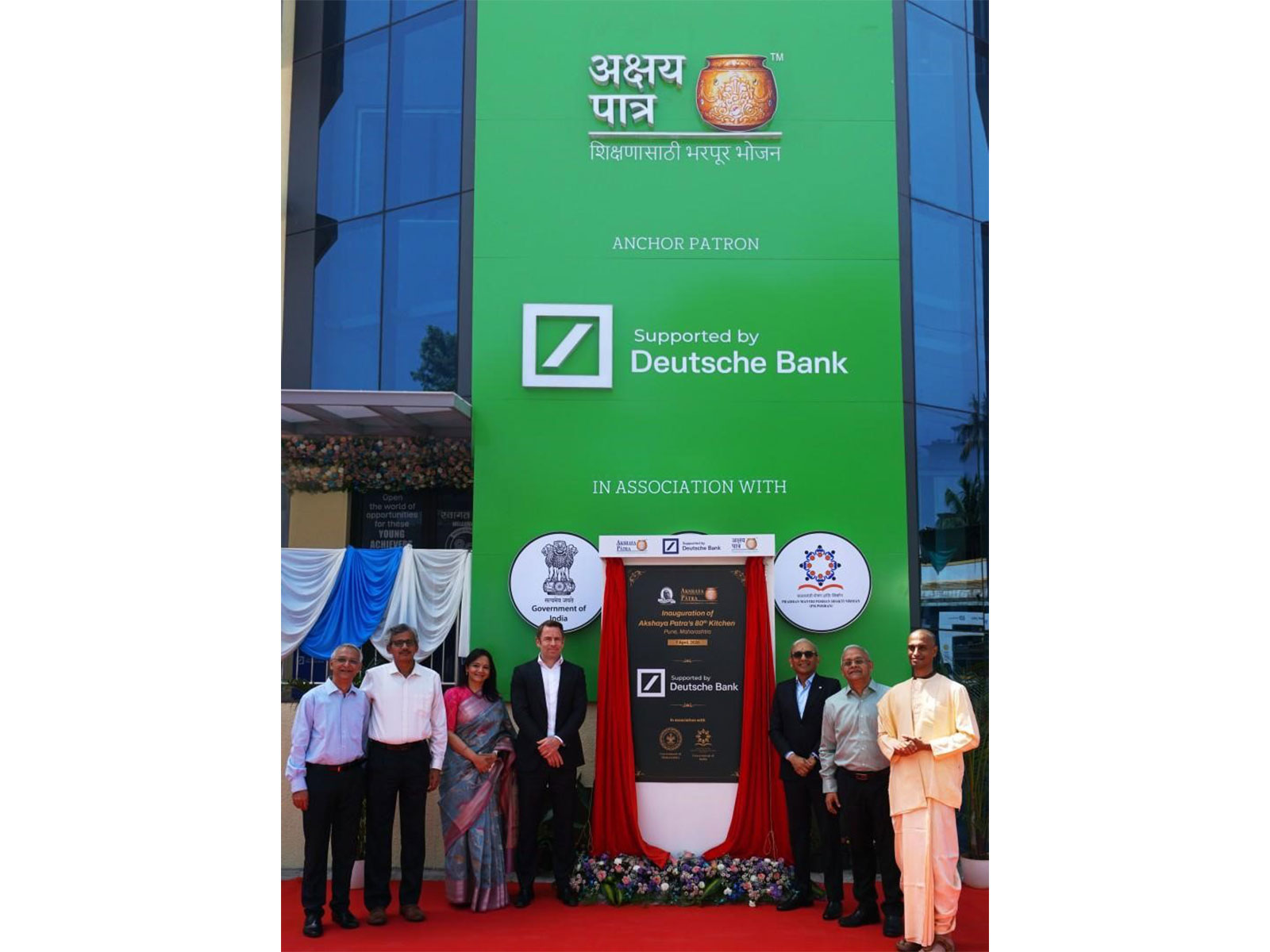 (L-R) Dhananjay Ganjoo and Balaji MN of TAPF, Ruchi Khemka, Benjamin Alka, Kaushik Shaparia from Deutsche Bank, with Sridhar Venkat and Sampati Dasa of TAPF (L-R) Dhananjay Ganjoo and Balaji MN of TAPF, Ruchi Khemka, Benjamin Alka, Kaushik Shaparia from Deutsche Bank, with Sridhar Venkat and Sampati Dasa of TAPF