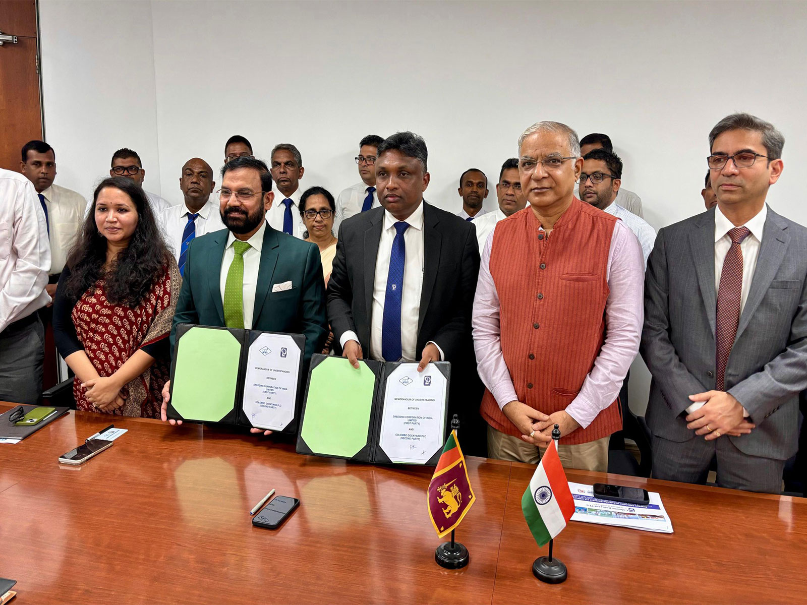 India, Sri Lanka sign MoU between Colombo Dockyard, Dredging Corporation of India