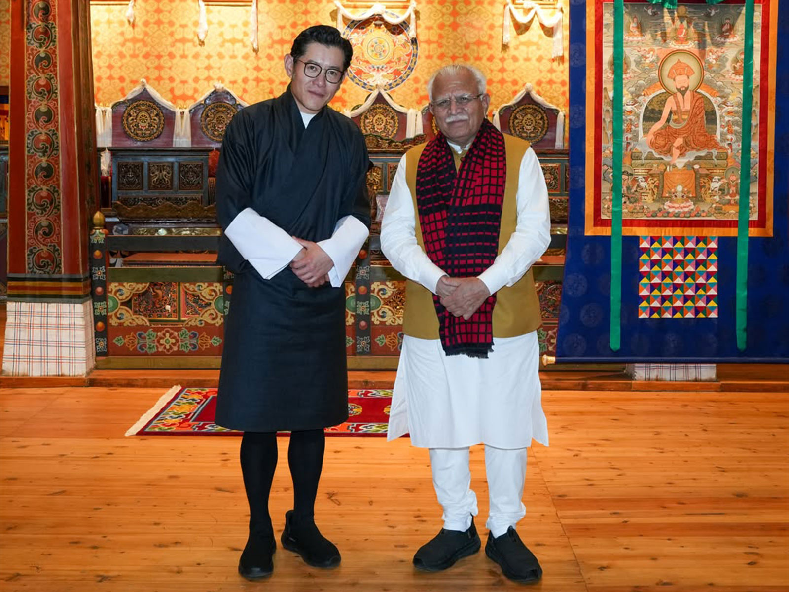 Union Minister Manohar Lal and Bhutan King Jigme Khesar Namgyel Wangchuck. (Photo/PIB)