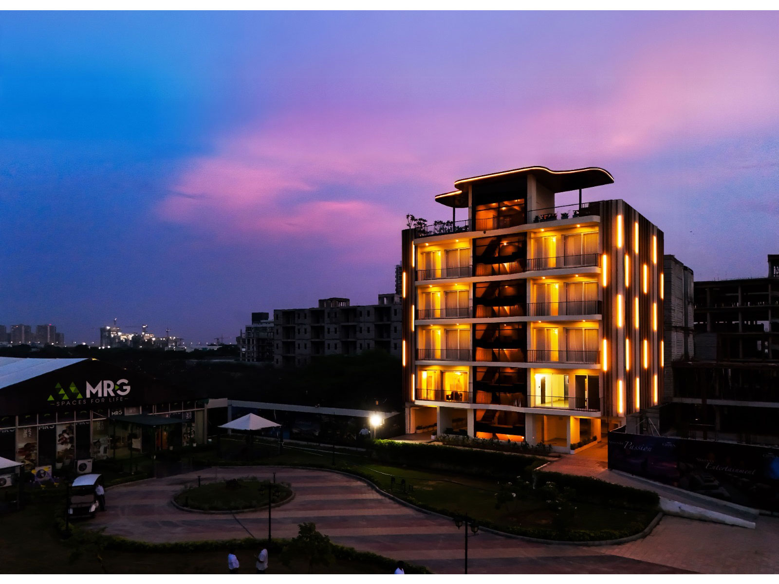 MRG Crown, Sector 106, Gurugram MRG Crown, Sector 106, Gurugram