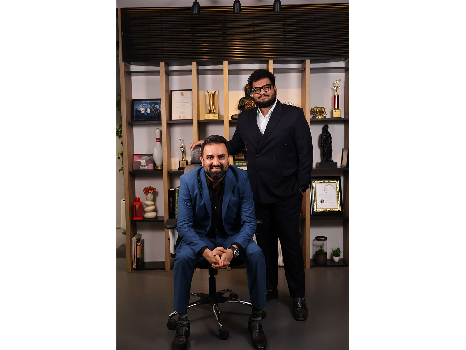 Vaibhav Kanabar & Saumitra Bhatkhalkar from West Avenue Realty successfully raise 50 crores NCDs Within Three Years of Operations Vaibhav Kanabar & Saumitra Bhatkhalkar from West Avenue Realty successfully raise 50 crores NCDs Within Three Years of Operations
