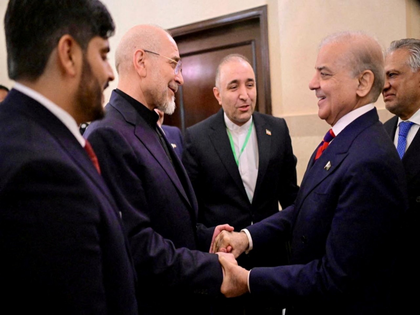 Iranian delegation in Pakistan (Photo/Reuters) Iranian delegation in Pakistan (Photo/Reuters)