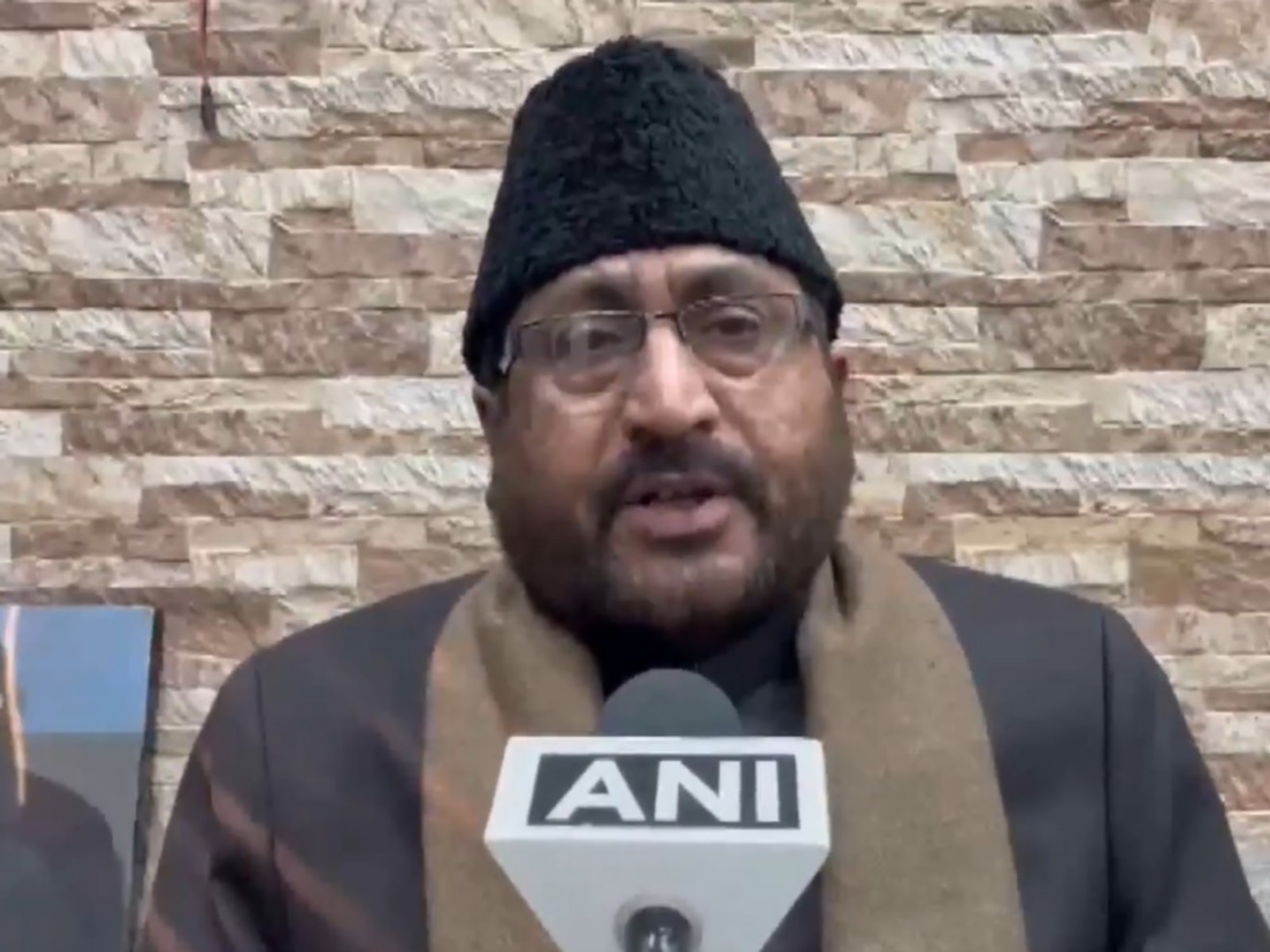 General Secretary of AISPLB Maulana Yasoob Abbas (Photo/ANI) General Secretary of AISPLB Maulana Yasoob Abbas (Photo/ANI)