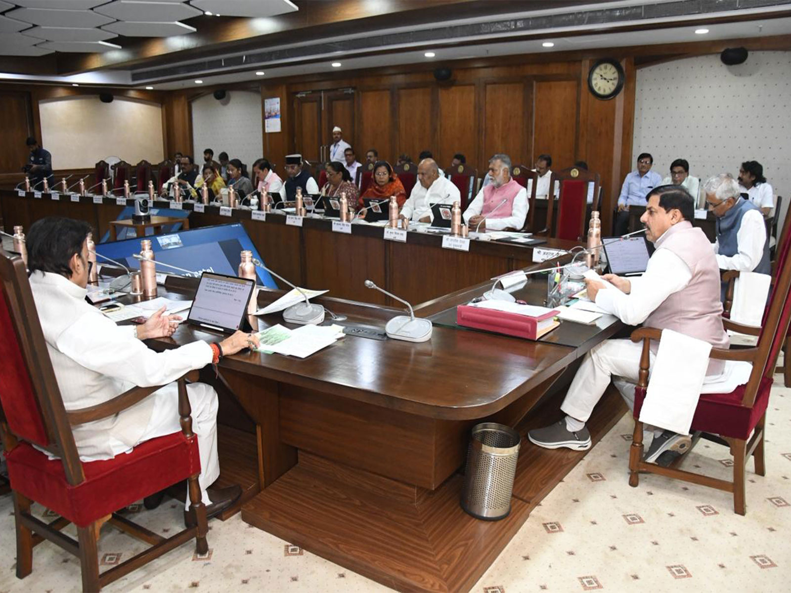 MP CM Mohan Yadav is chairing the cabinet meeting (Photo/DPR)