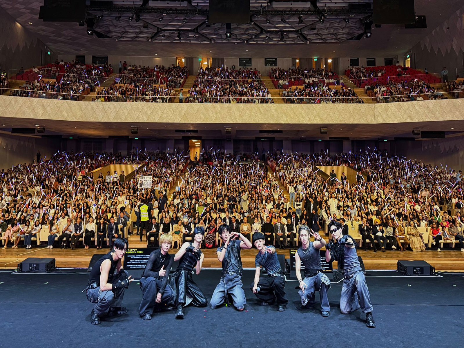 K-pop band Younite at 'K-Dream Stage' (Photo/X@YOUNITE_offcl) K-pop band Younite at 'K-Dream Stage' (Photo/X@YOUNITE_offcl)