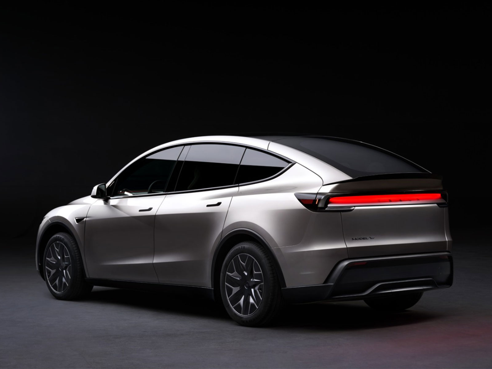 New Tesla Model Y L (Photo/Tesla)