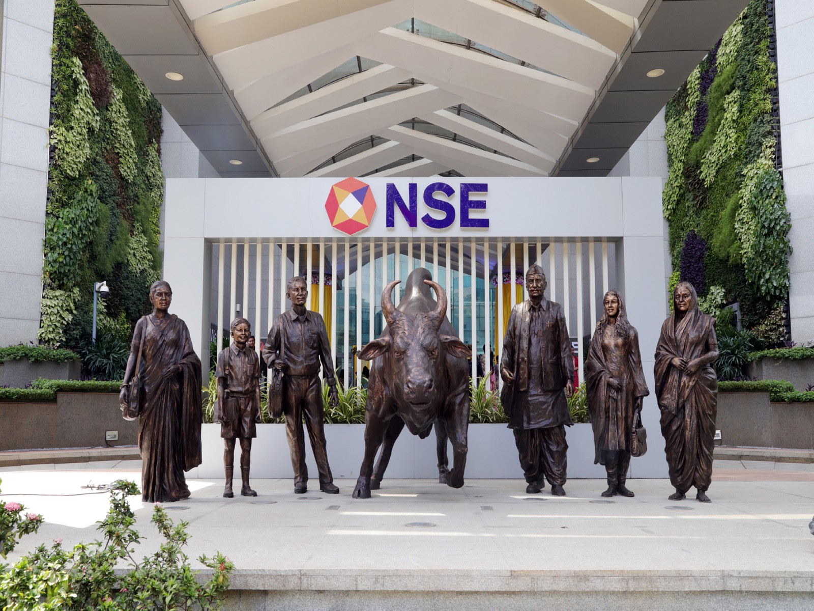 A view of the newly renovated NSE atrium bull (File Photo/ANI) A view of the newly renovated NSE atrium bull (File Photo/ANI)