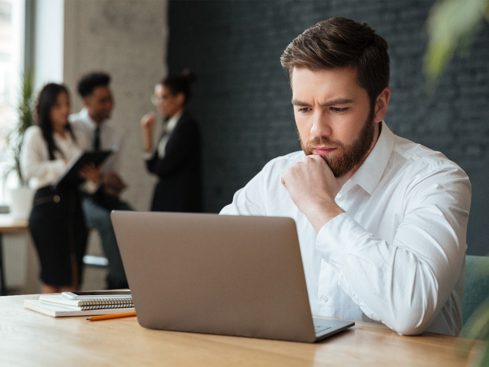 Zero-Balance Account vs Regular Savings Account: Key Differences Explained Zero-Balance Account vs Regular Savings Account: Key Differences Explained
