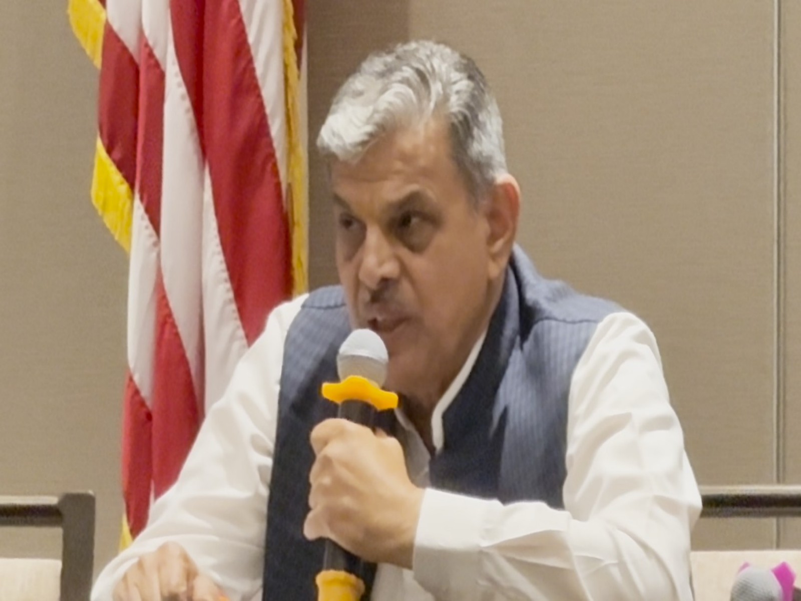 RSS General Secretary Dattatreya Hosabale at a community reception organised by the Indo American Community of Greater DC in the Washington DC Metro Area (Photo/ANI) RSS General Secretary Dattatreya Hosabale at a community reception organised by the Indo American Community of Greater DC in the Washington DC Metro Area (Photo/ANI)