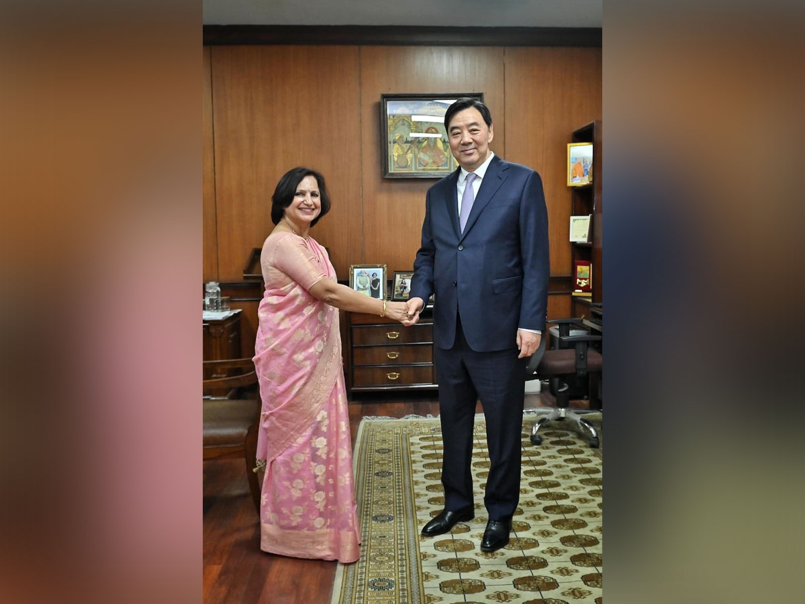 Secretary (South) at the Ministry of External Affairs, Neena Malhotra with China’s Special Envoy on the Middle East Issue, Zhai Jun (Photo: X)