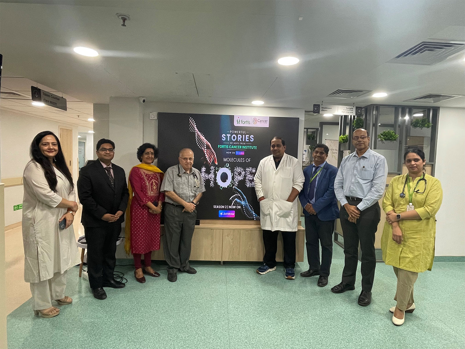 (R-L) Fortis Hospital Mulund’s Dr Moule, Dr Beri, Dr Saklani, Dr Akhade, Dr Dhabar, Dr S. Narayani, Dr Sharma and Ms Mavani at the screening of Molecules of Hope S2 at the hospital (R-L) Fortis Hospital Mulund’s Dr Moule, Dr Beri, Dr Saklani, Dr Akhade, Dr Dhabar, Dr S. Narayani, Dr Sharma and Ms Mavani at the screening of Molecules of Hope S2 at the hospital
