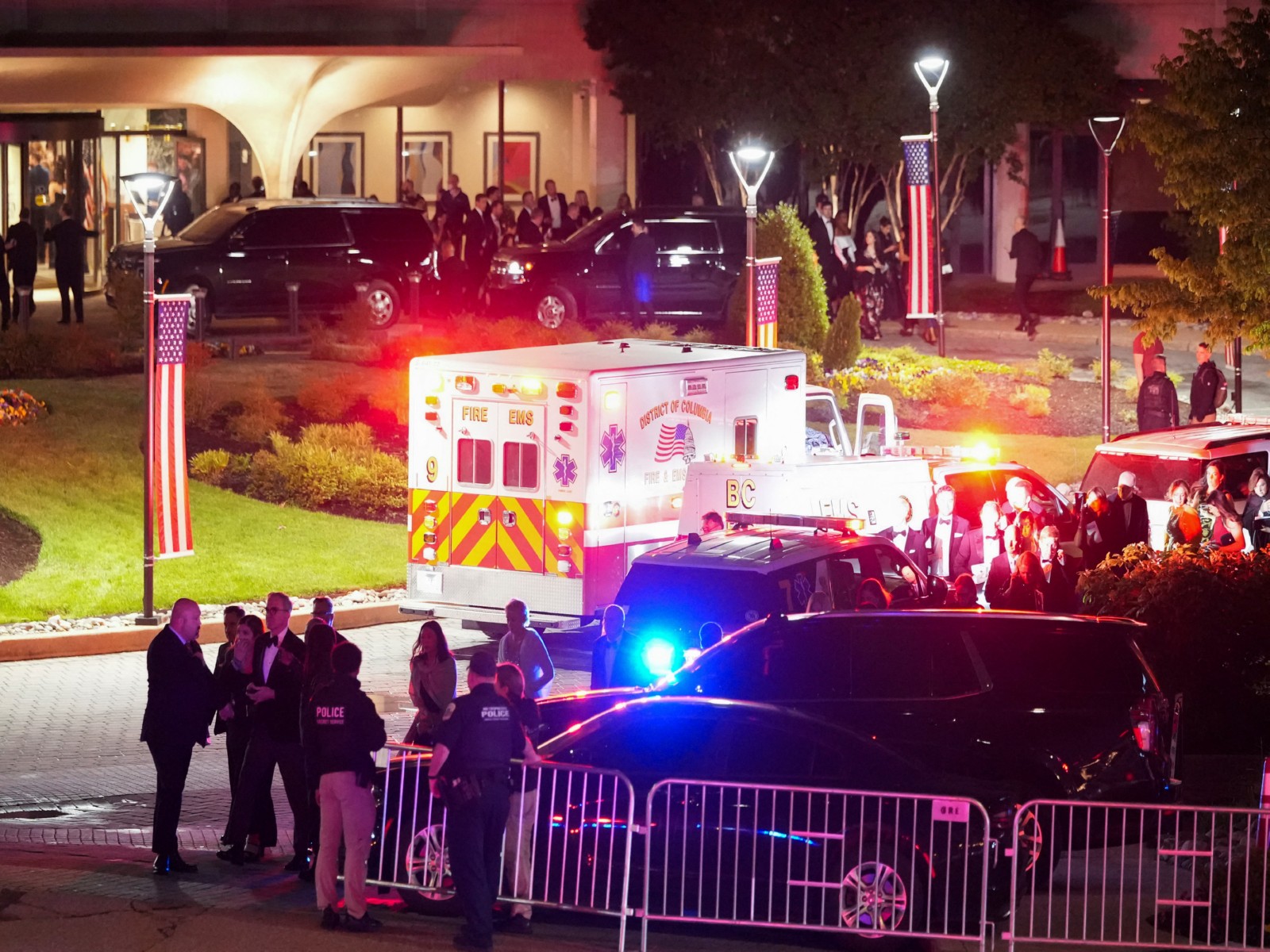 Security agents at the scene (Photo/Reuters)