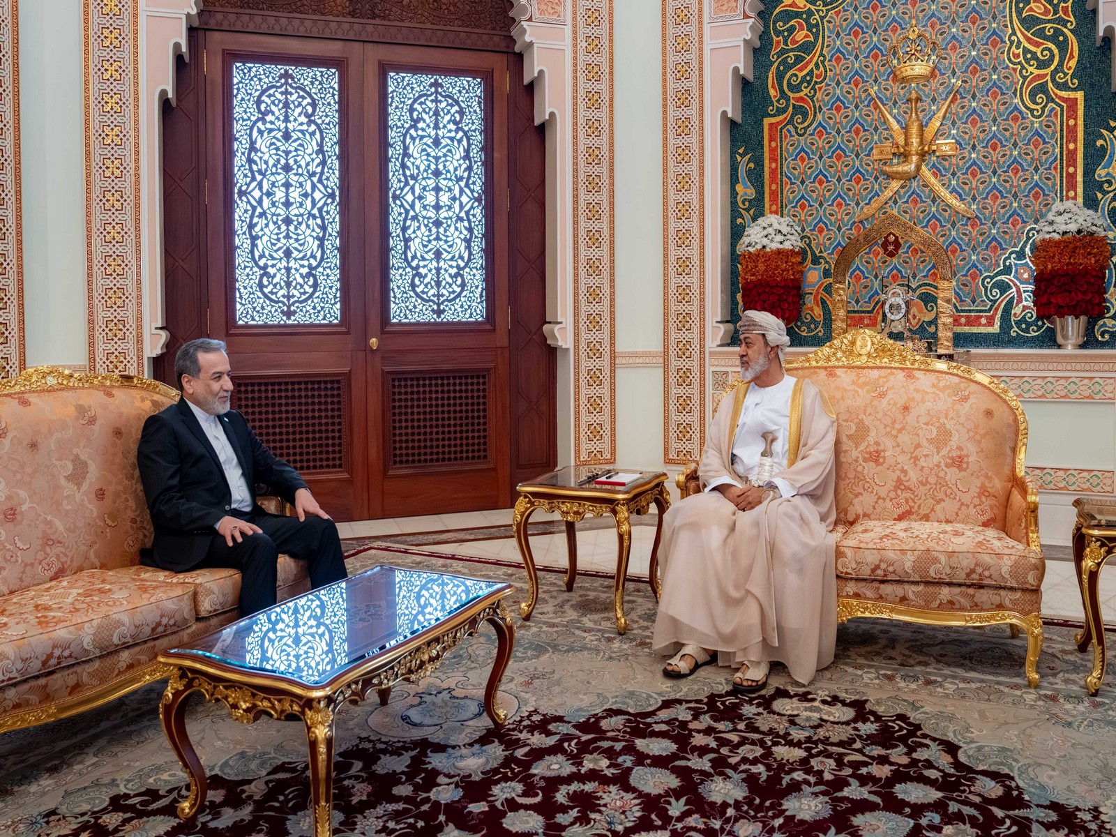Iranian Foreign Minister Abbas Araghchi (L) meets with Sultan Haitham bin Tariq of Oman at the al-Baraka Palace in Muscat (Photo/ X@FMofOman) Iranian Foreign Minister Abbas Araghchi (L) meets with Sultan Haitham bin Tariq of Oman at the al-Baraka Palace in Muscat (Photo/ X@FMofOman)