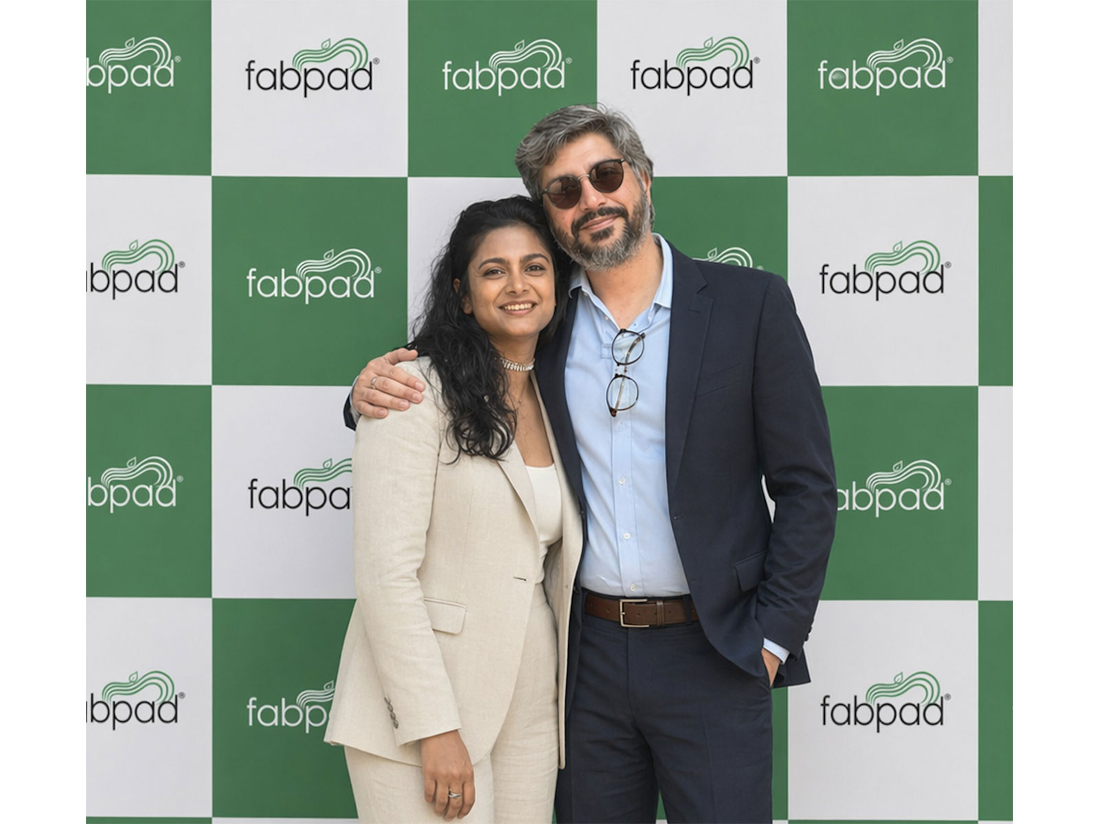 L to R - Shripriya Khaitan Dhelia and Dipesh Dhelia L to R - Shripriya Khaitan Dhelia and Dipesh Dhelia