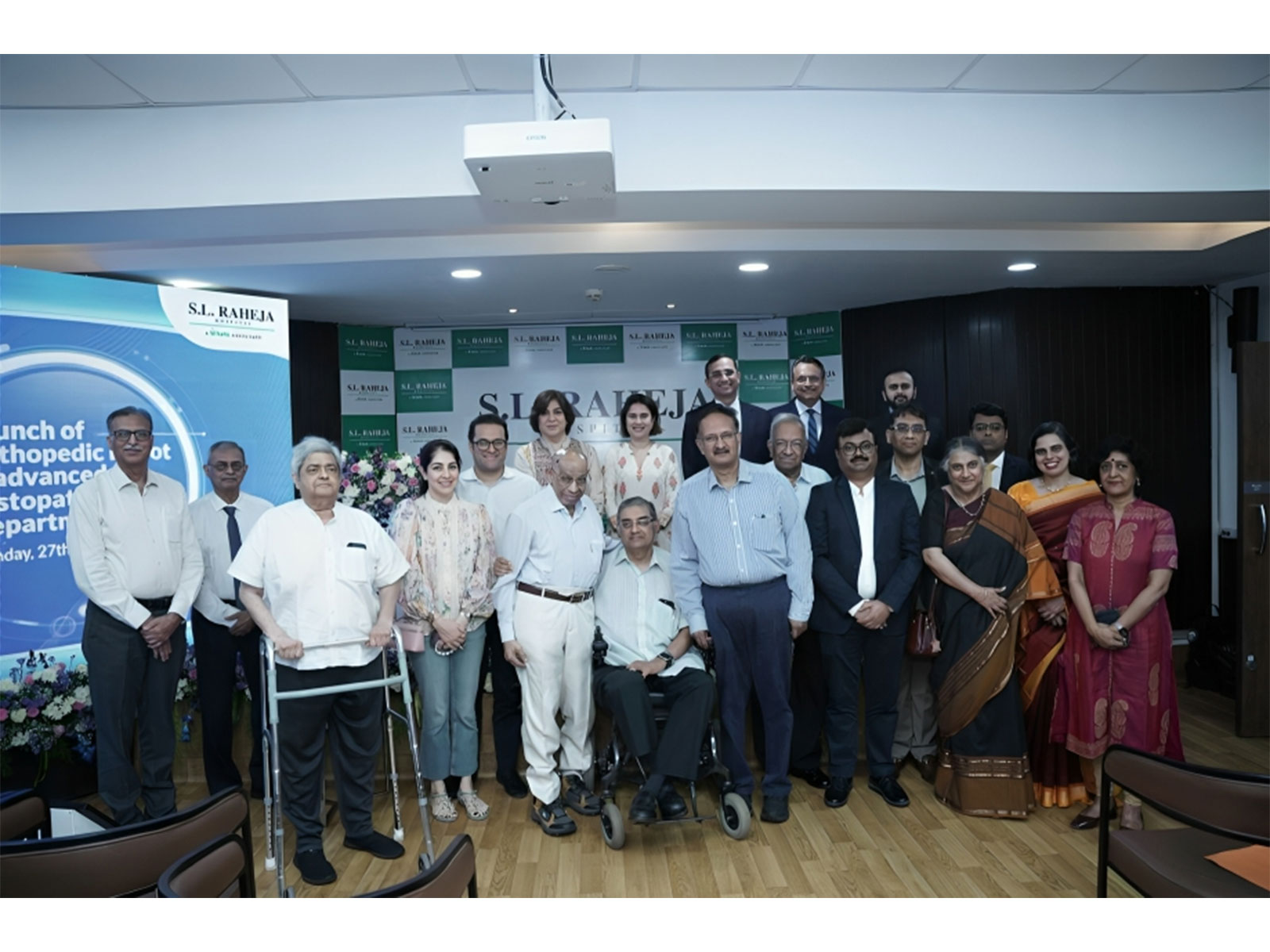 S.L. Raheja Hospital Mumbai’s trustees & clinicians at the inauguration of advanced Histopathology Dept. & Orthopedic Robotic System, advancing precision & patient care in the city