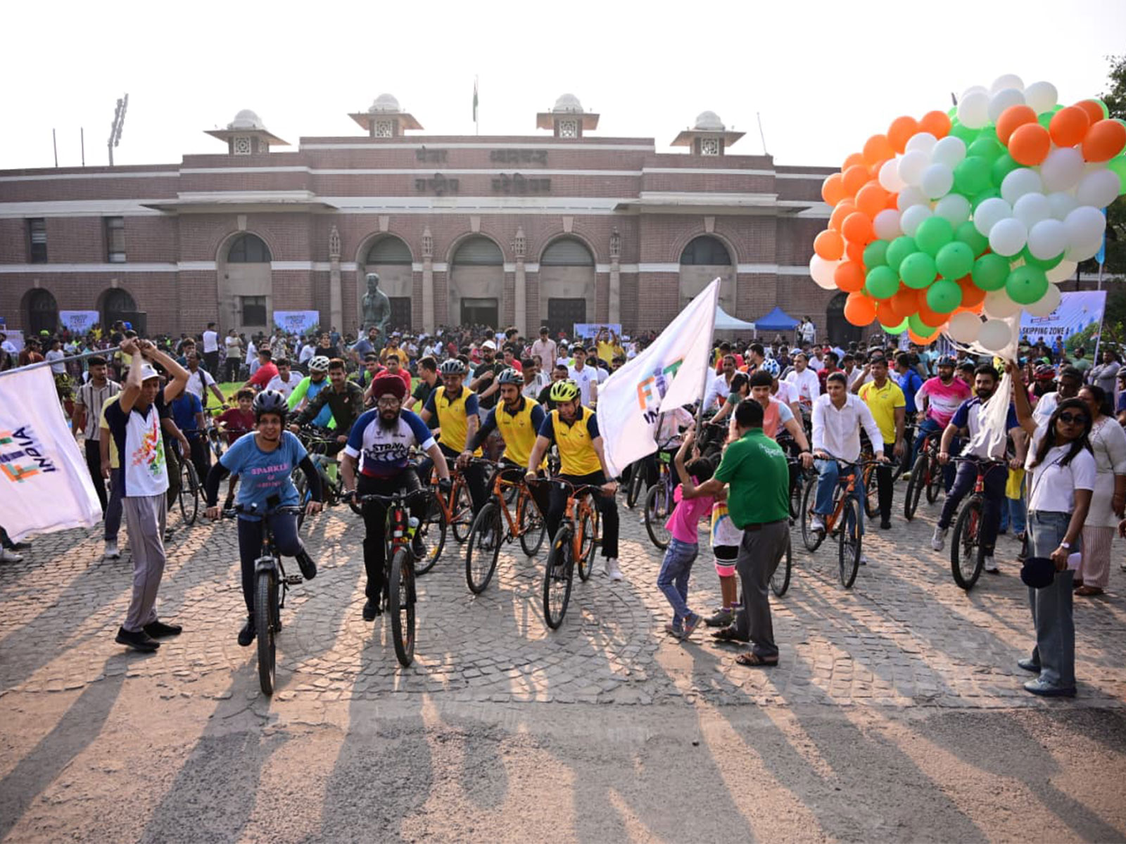 Patriotism was in full display at the 73rd edition of Fit India Sundays on Cycle. (Photo: SAI Media) Patriotism was in full display at the 73rd edition of Fit India Sundays on Cycle. (Photo: SAI Media)
