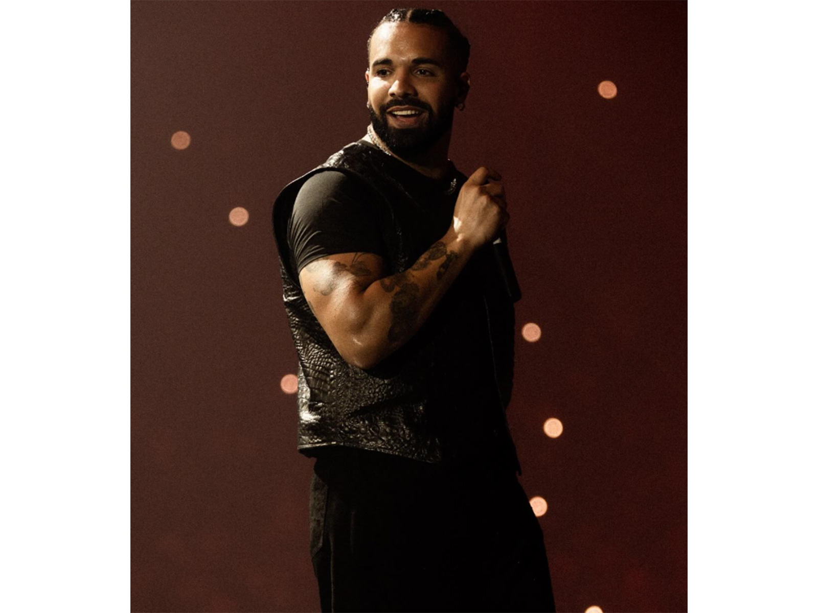 Drake (Photo/instagram/@champagnepapi) Drake (Photo/instagram/@champagnepapi)