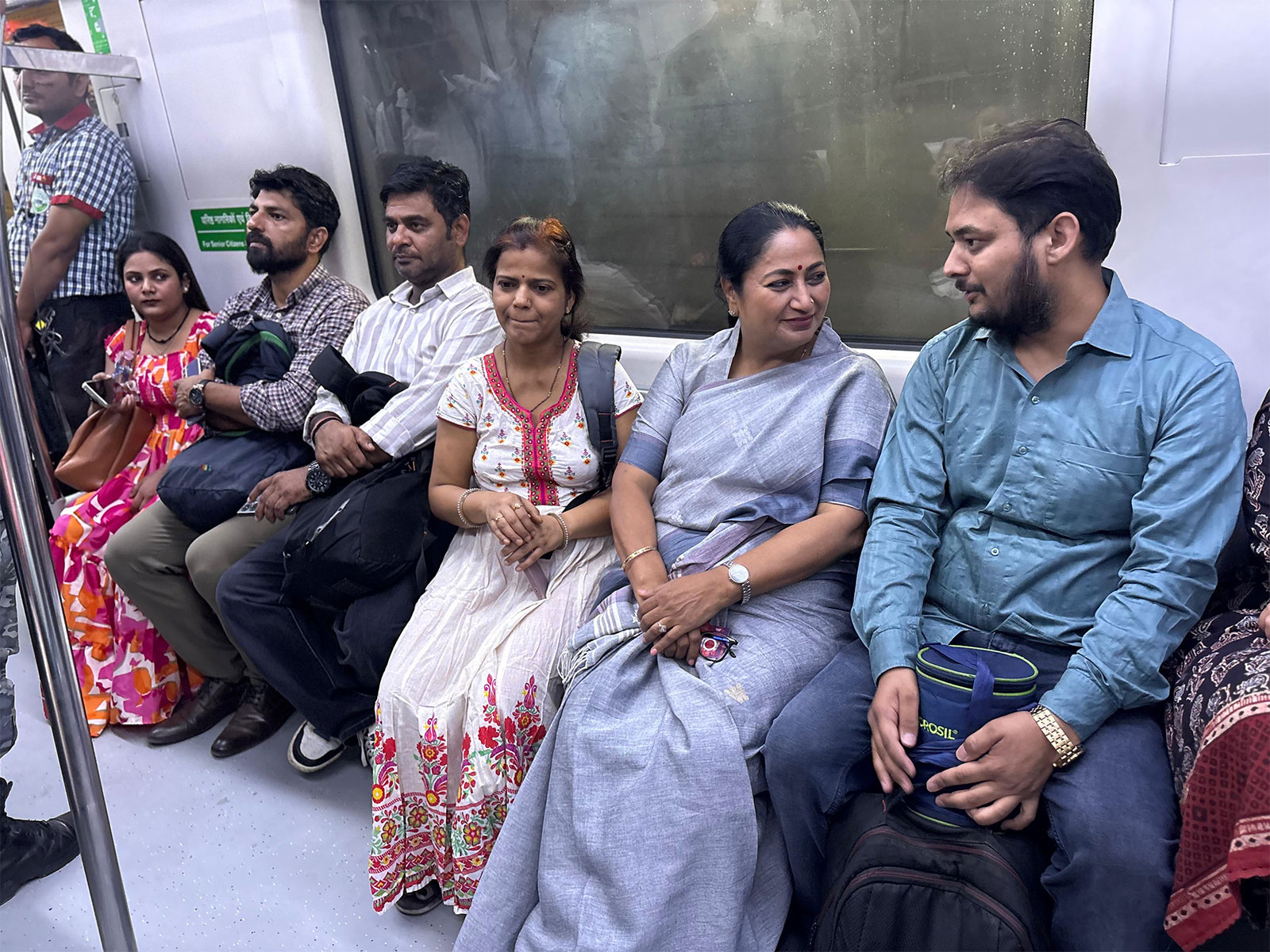 Delhi CM Rekha Gupta leads ‘Metro Monday’ drive (Photo/X @CMODelhi)