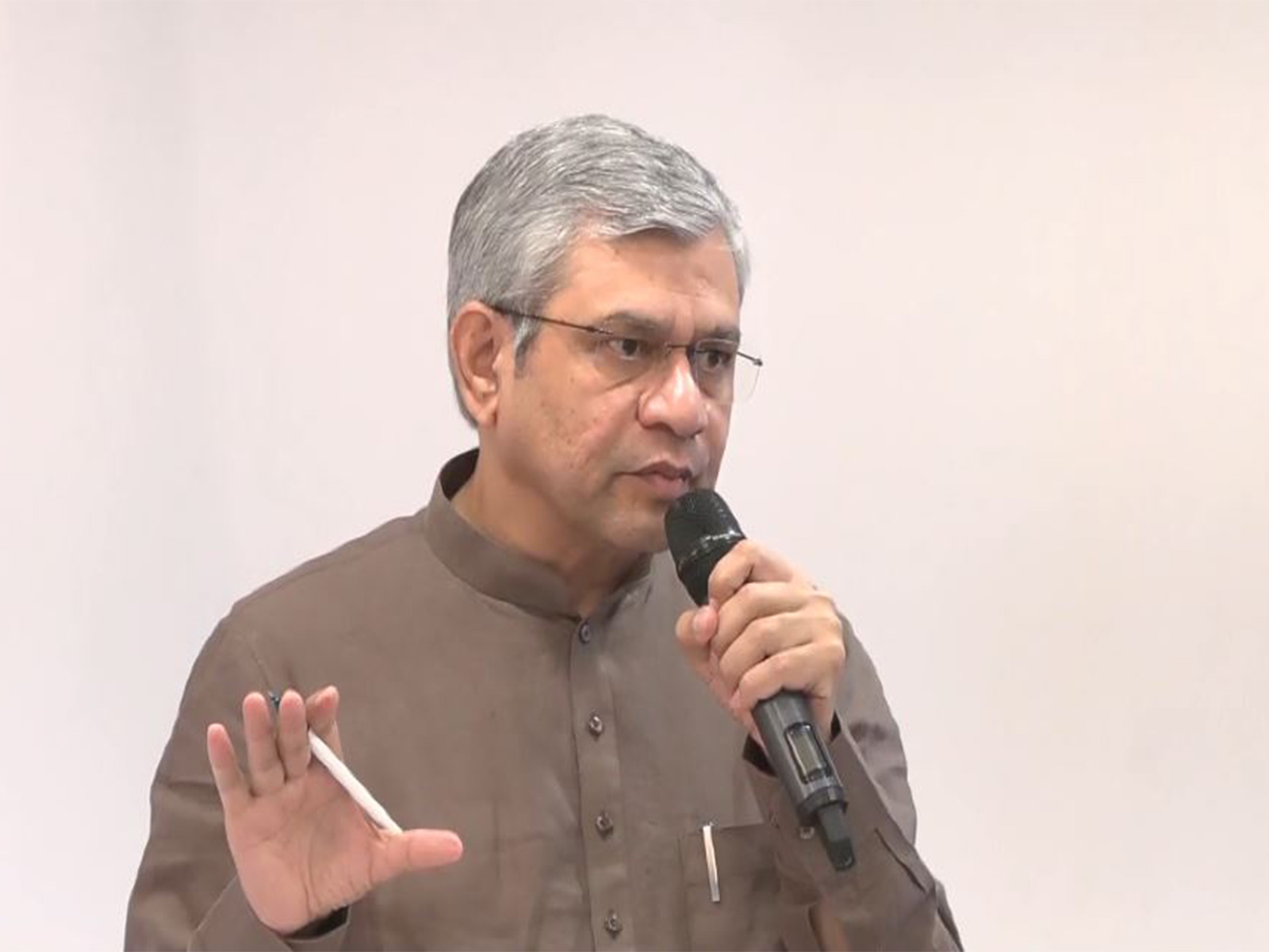 Union Minister Ashwini Vaishnaw (Photo/ANI)