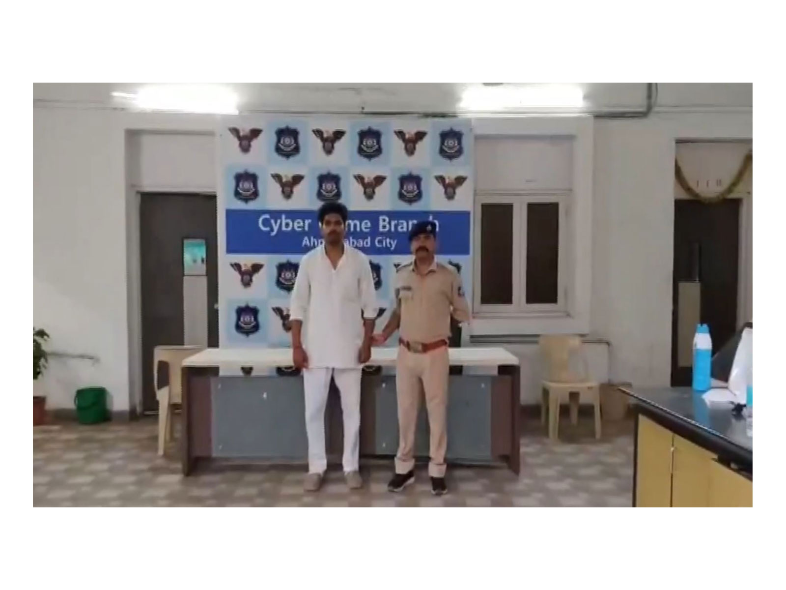 Ahmedabad police arrests 27 year old man for cyber crime (Photo/ANI) Ahmedabad police arrests 27 year old man for cyber crime (Photo/ANI)