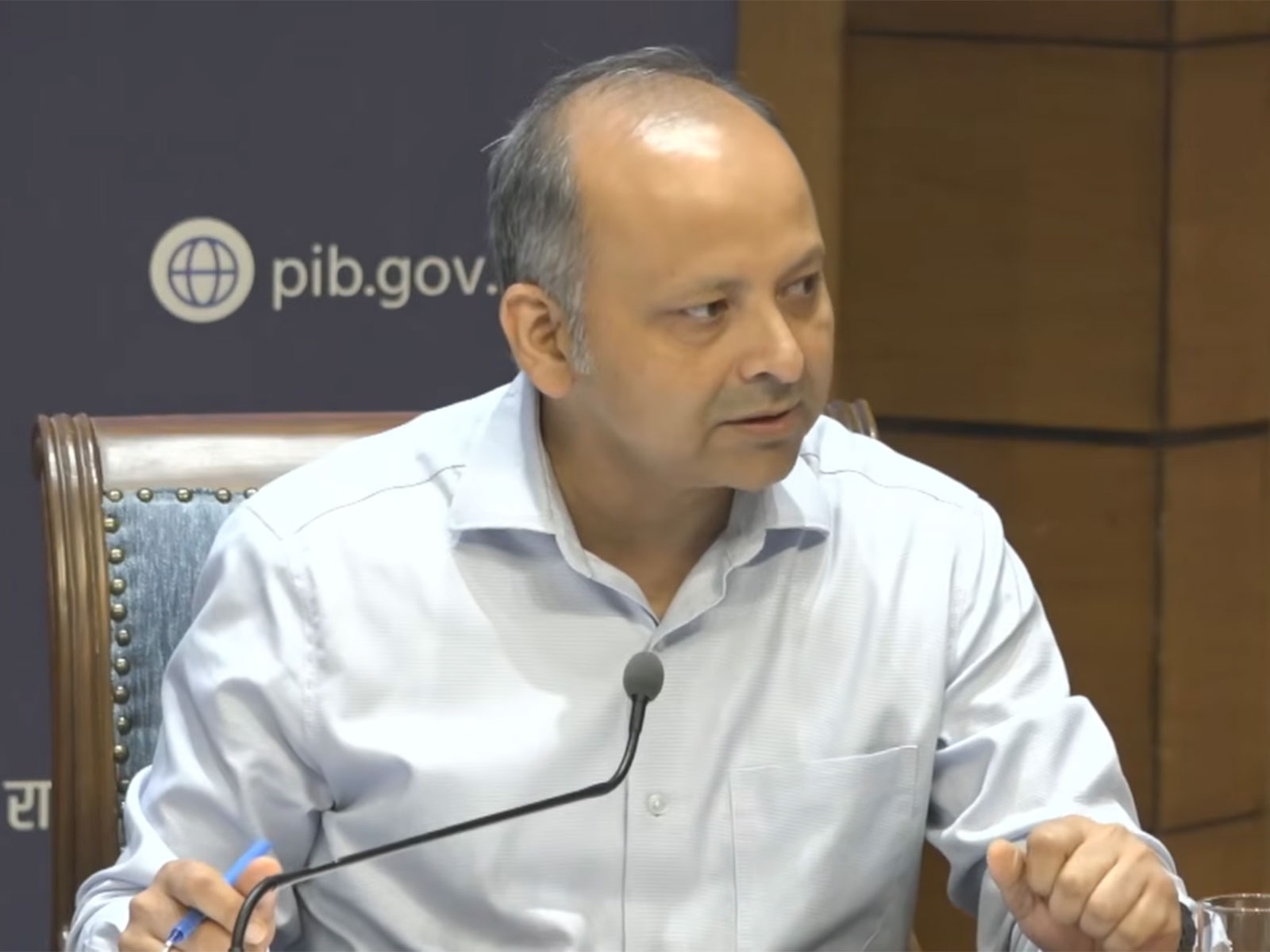 Opesh Kumar Sharma, Director of the Ministry of Ports, Shipping and Waterways (Photo: YouTube@PIB India) Opesh Kumar Sharma, Director of the Ministry of Ports, Shipping and Waterways (Photo: YouTube@PIB India)