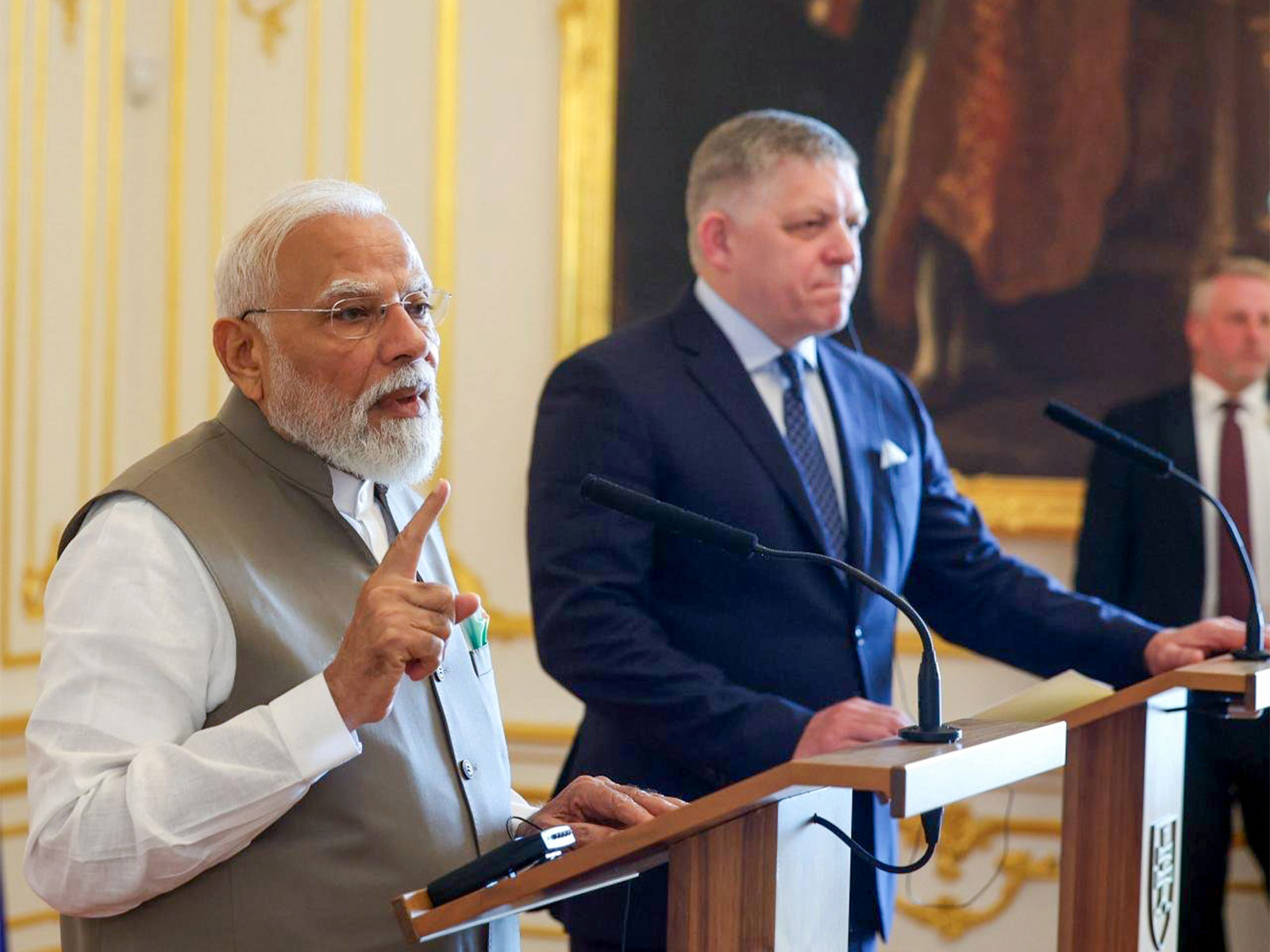 PM Narendra Modi and Slovak PM Robert Fico during joint press meet in Bratislava (Photo/ANI) PM Narendra Modi and Slovak PM Robert Fico during joint press meet in Bratislava (Photo/ANI)