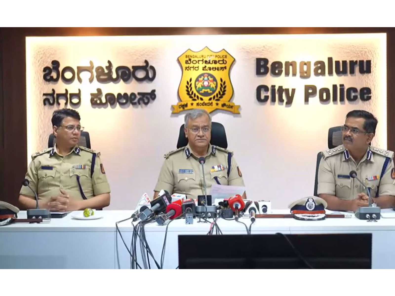 Bengaluru Police Commissioner Seemant Kumar Singh at press conference (Photo/ANI) Bengaluru Police Commissioner Seemant Kumar Singh at press conference (Photo/ANI)