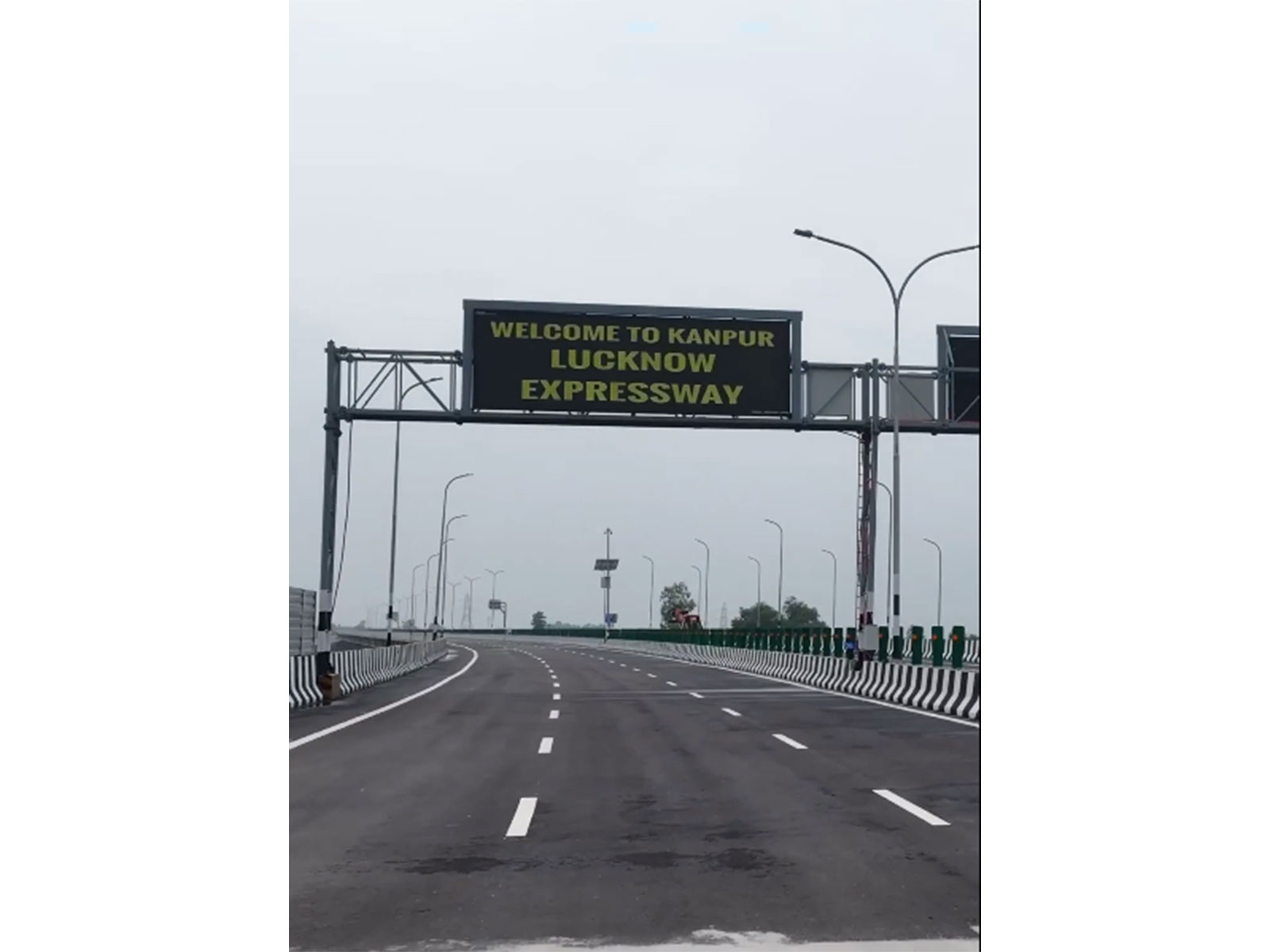Lucknow-Kanpur Expressway to open today (Photo/X@nitin_gadkari) Lucknow-Kanpur Expressway to open today (Photo/X@nitin_gadkari)