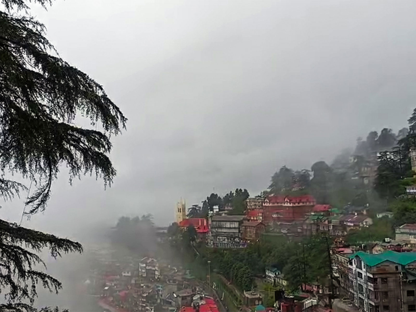 Himachal Pradesh's Shimla witnesses consistent rainfall (Photo/ANI)