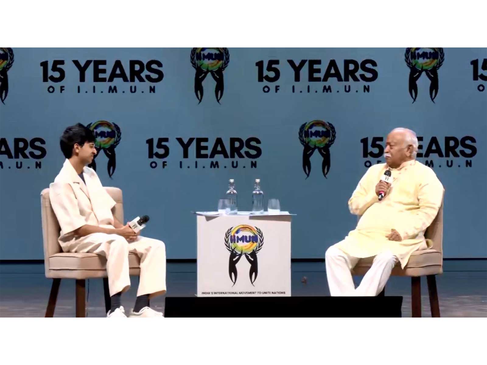 Rashtriya Swayamsevak Sangh (RSS) chief Mohan Bhagwat addresses an event in Mumbai, Maharashtra. (Photo/ANI) Rashtriya Swayamsevak Sangh (RSS) chief Mohan Bhagwat addresses an event in Mumbai, Maharashtra. (Photo/ANI)