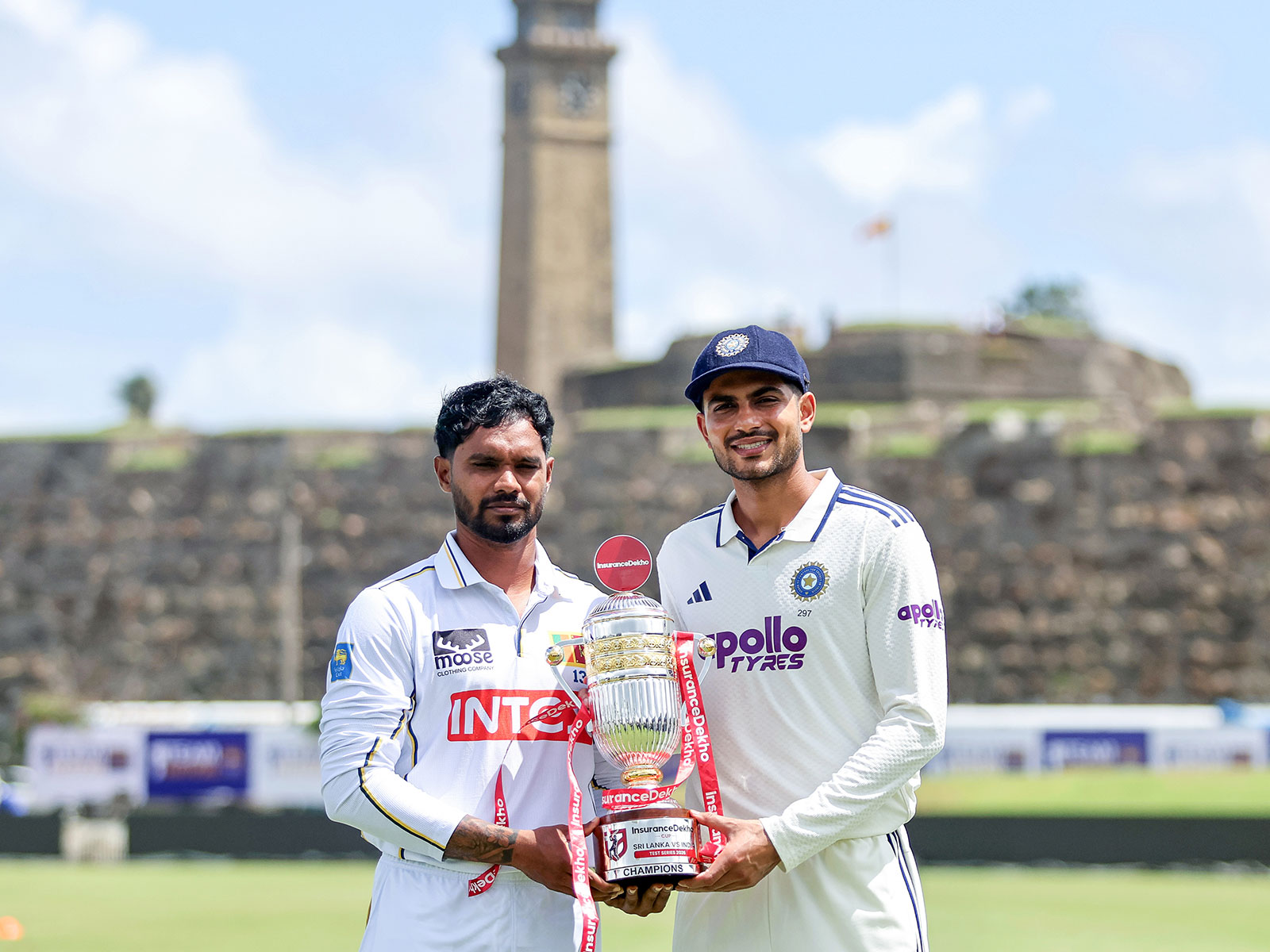 Sri Lanka captain De Silva backs Niroshan Dickwella's inclusion in squad for first Test