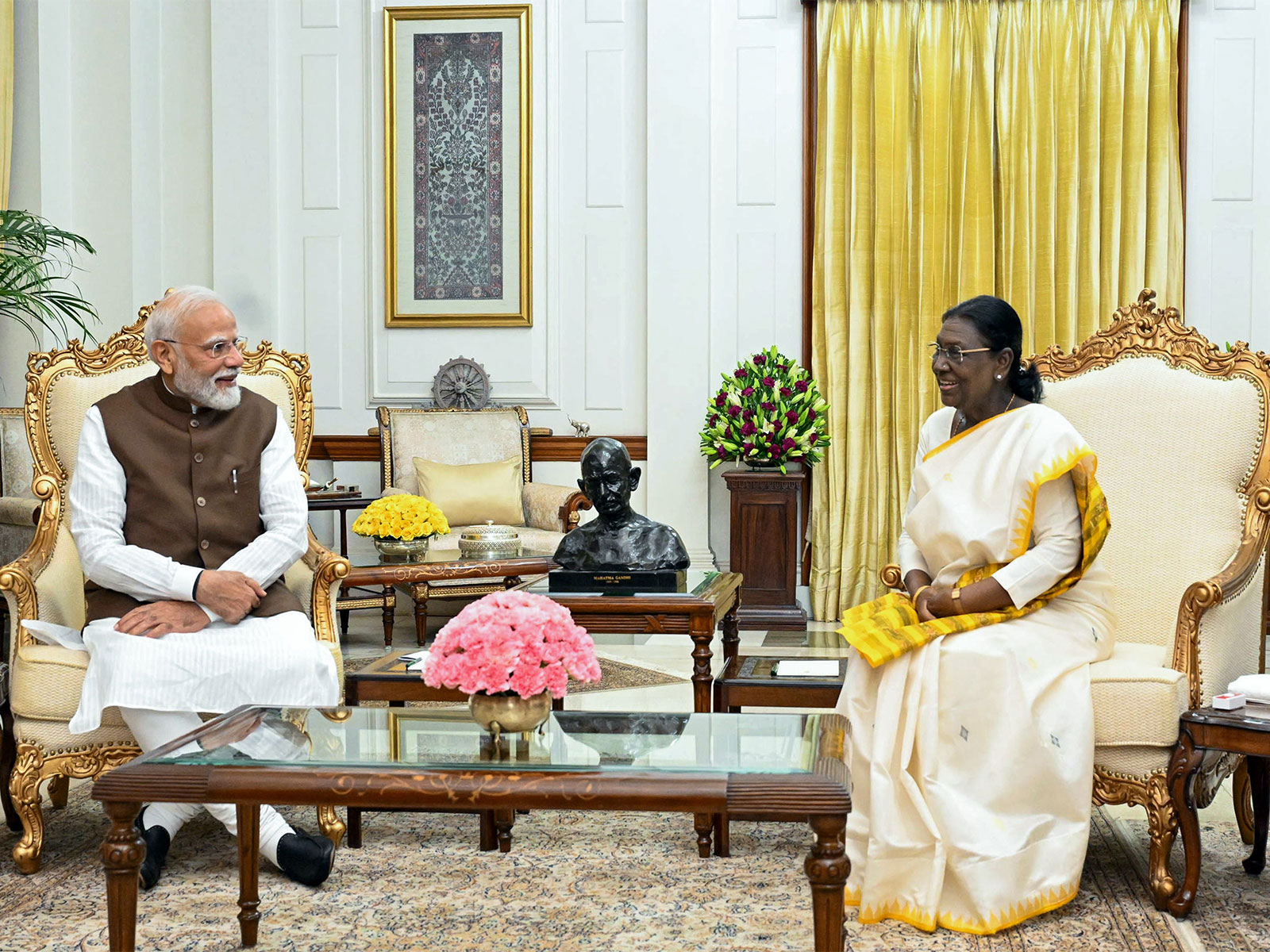 PM Modi hails President Murmu's Address to the Nation, says it inspires people to work with determination for Viksit Bharat