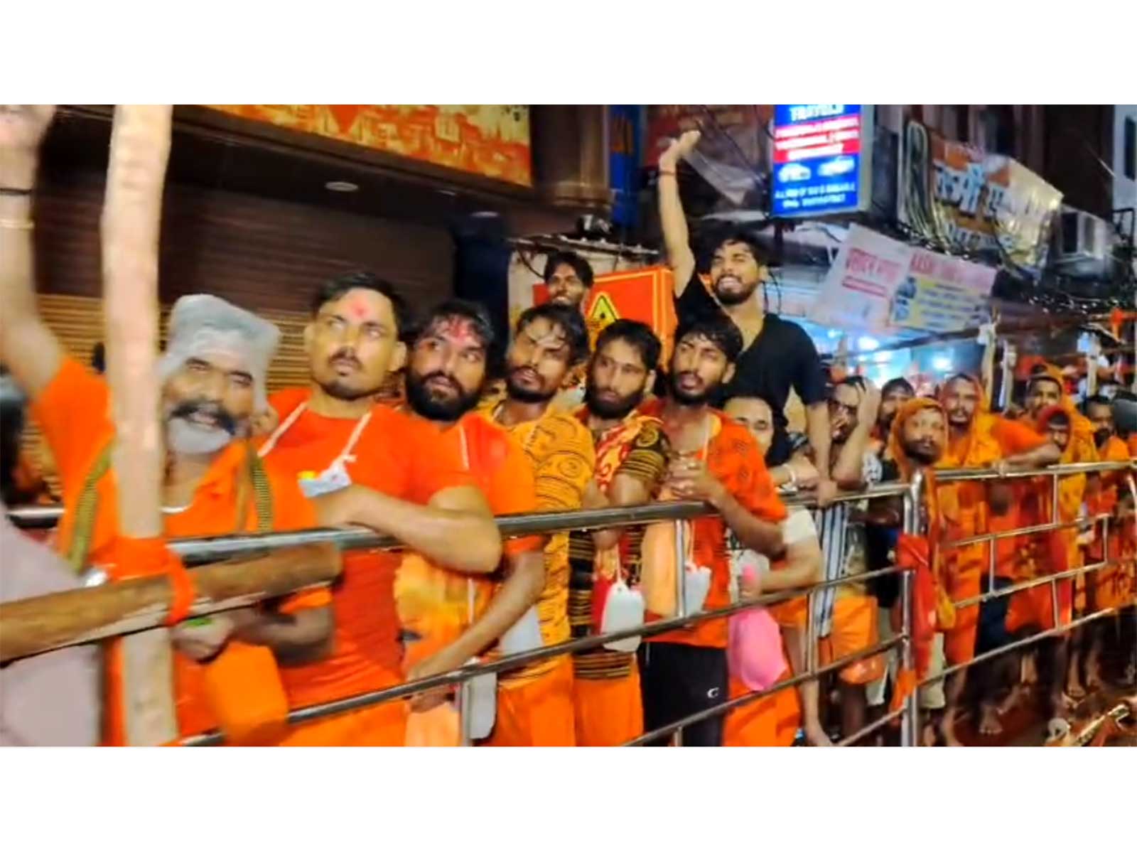 UP: Kanwariyas throng Kashi Vishwanath Dham on third Monday of Sawan