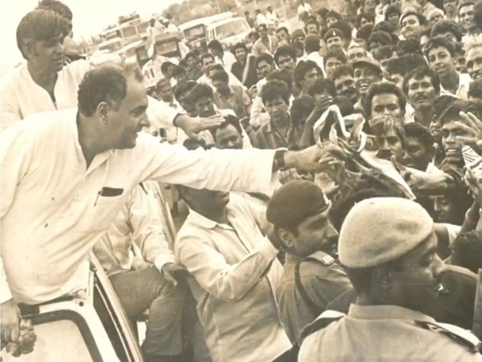 "Service to nation": VP Radhakrishnan, PM Modi pay tribute to ex-PM Rajiv Gandhi on birth anniversary