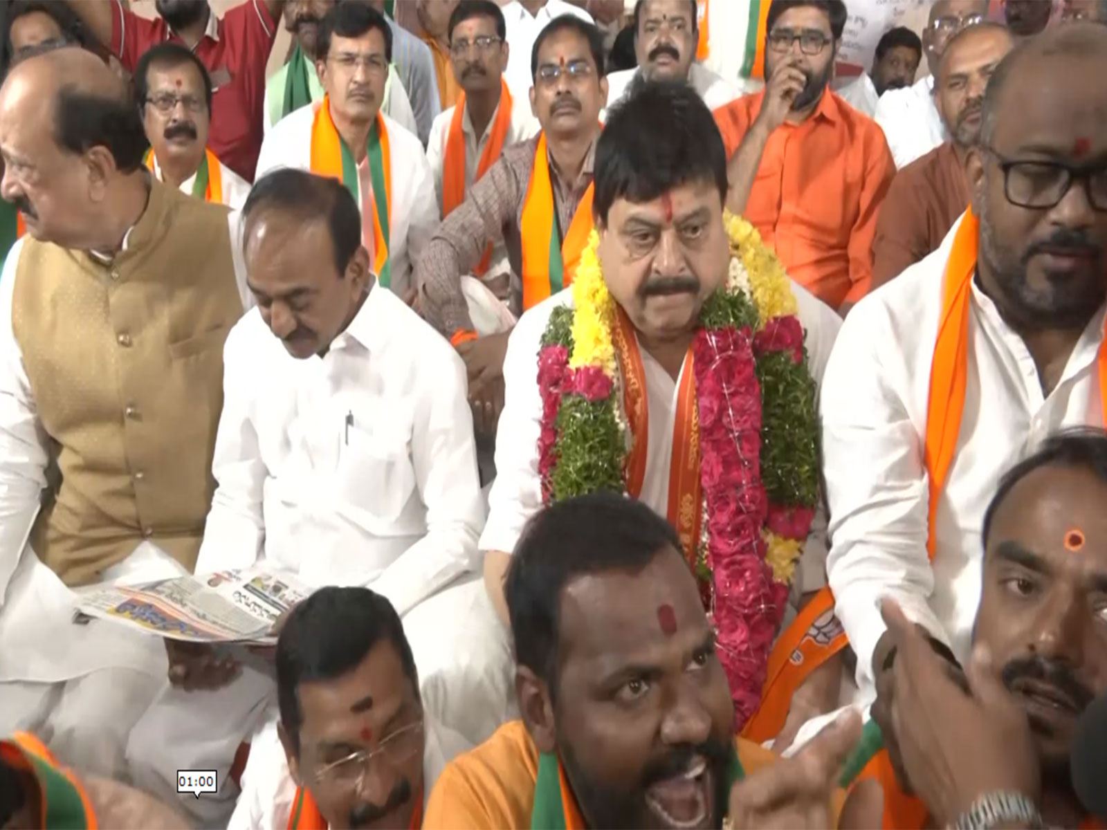 Telangana: BJP leaders intensify hunger strike, demand pending fee reimbursements to students under 'Feesula Bakai - BJP Ladayi'