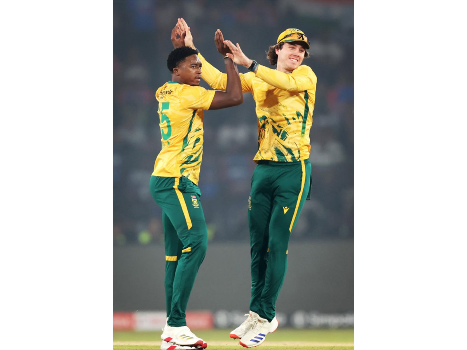 South Africa pacer Sipamla ruled out of T20I tri-series in Namibia with hamstring injury