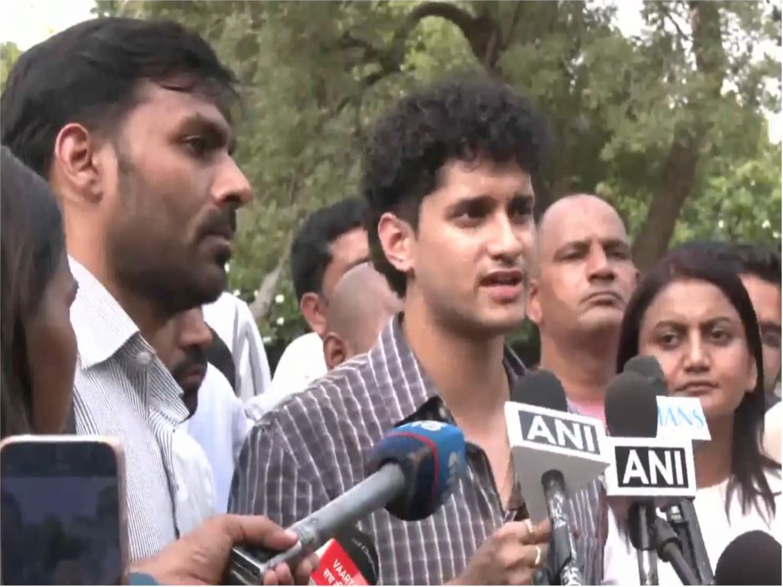 "SC orders fresh FIR to probe around 2,800 alleged criminals": CJP spokesperson Saurav Das