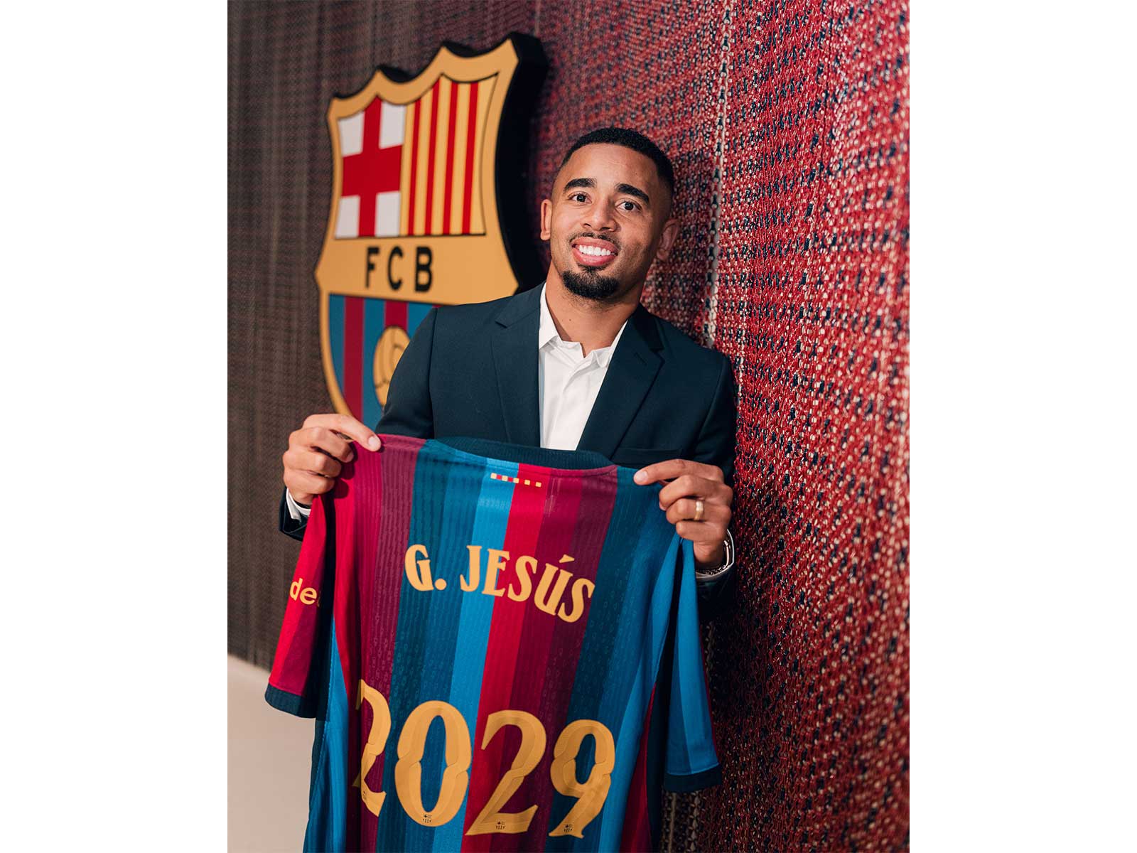 Gabriel Jesus joins Barcelona from Arsenal on three-year deal