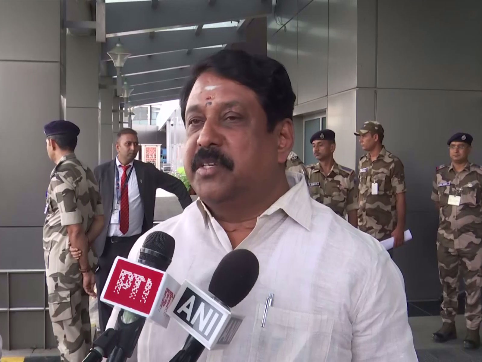 "Dam cost Rs 4.80 crore, why spend Rs 5 crore on visit?": BJP's Nagendran targets TN govt over Mettur