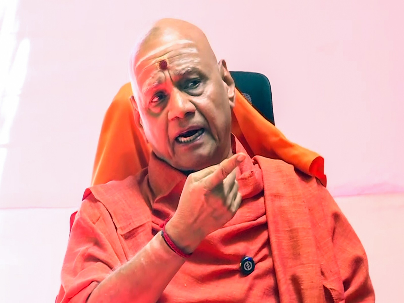 Ram Janmabhoomi Trust meeting concludes in Ayodhya; Govind Dev Giri to now serve as General Secretary