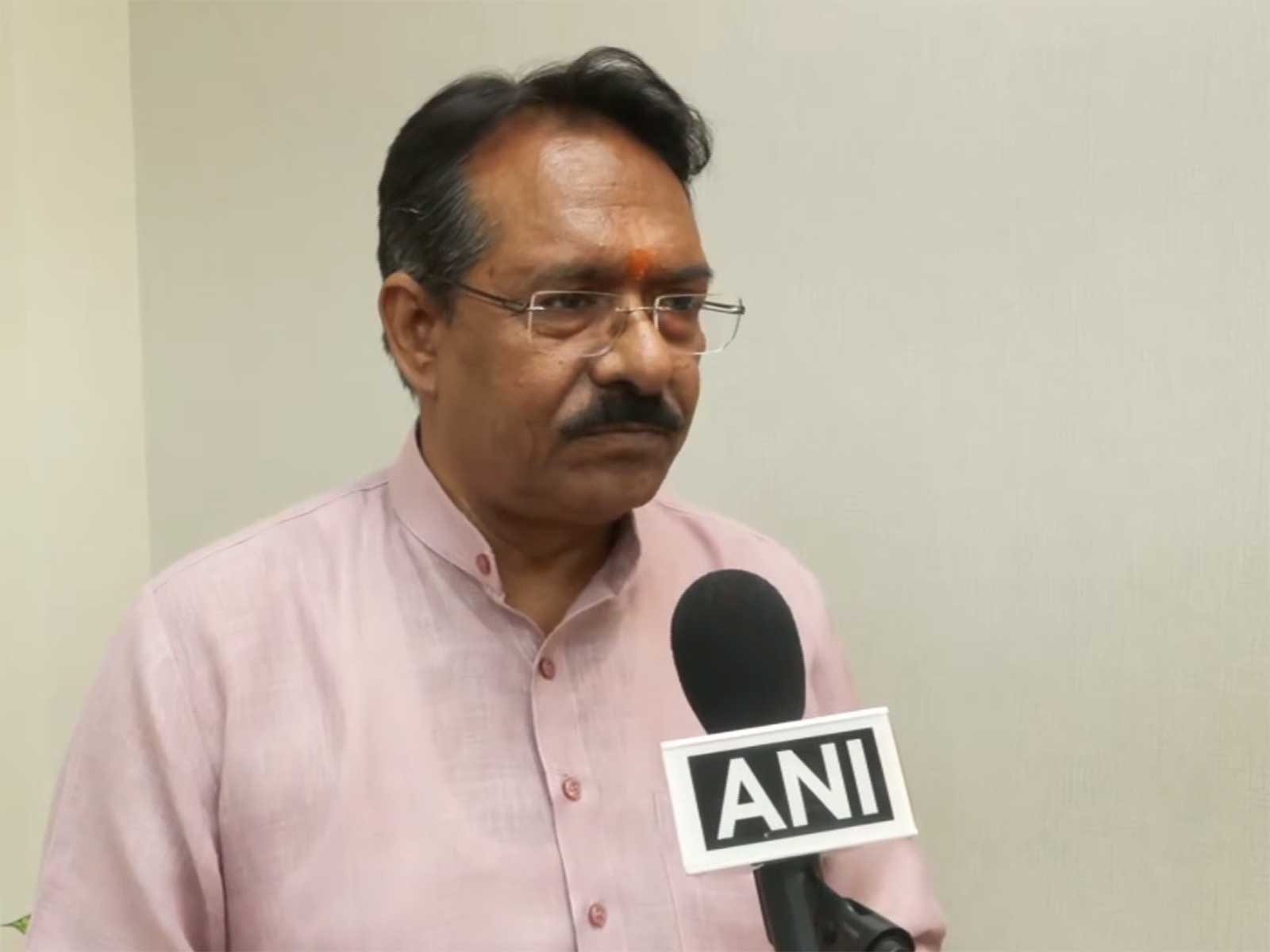 Delhi BJP Chief Harsh Malhotra welcomes free solar power systems for consumers using up to 400 units