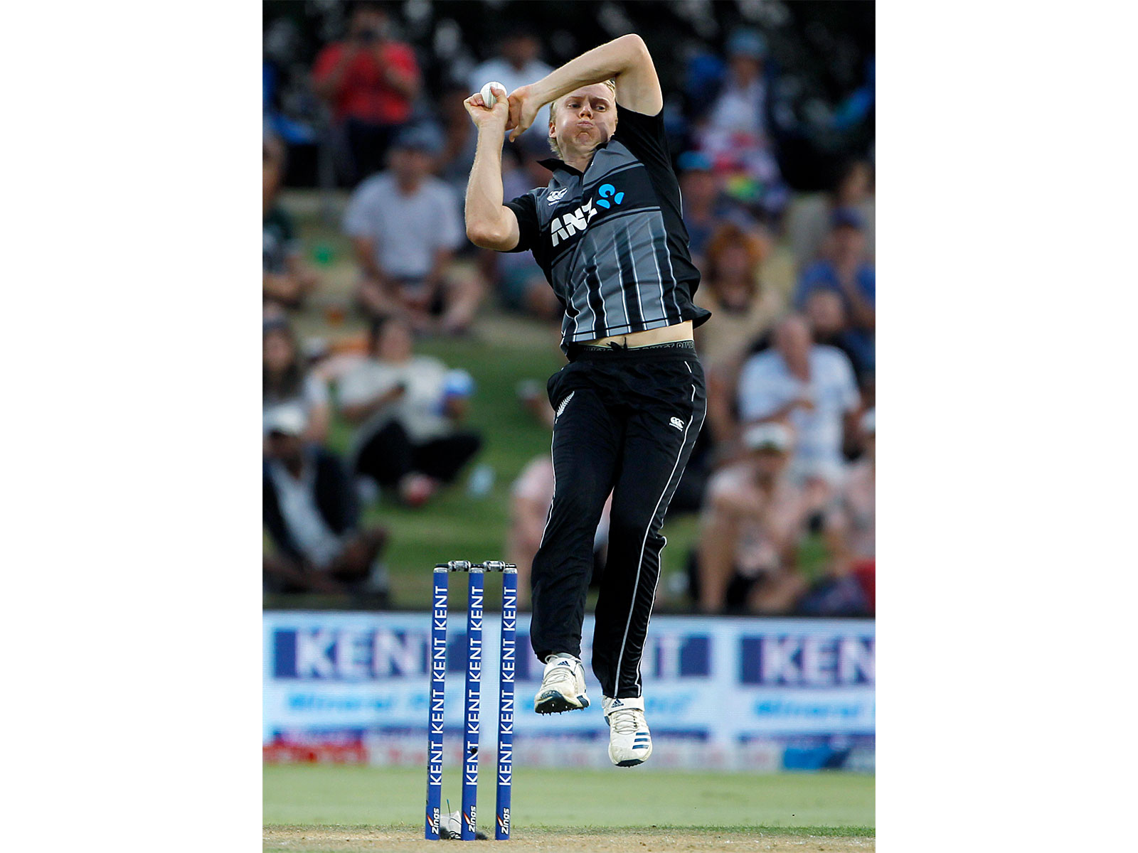 "Scott Kuggeleijn will not represent the club": Hampshire reverses Kiwi player's signing after backlash