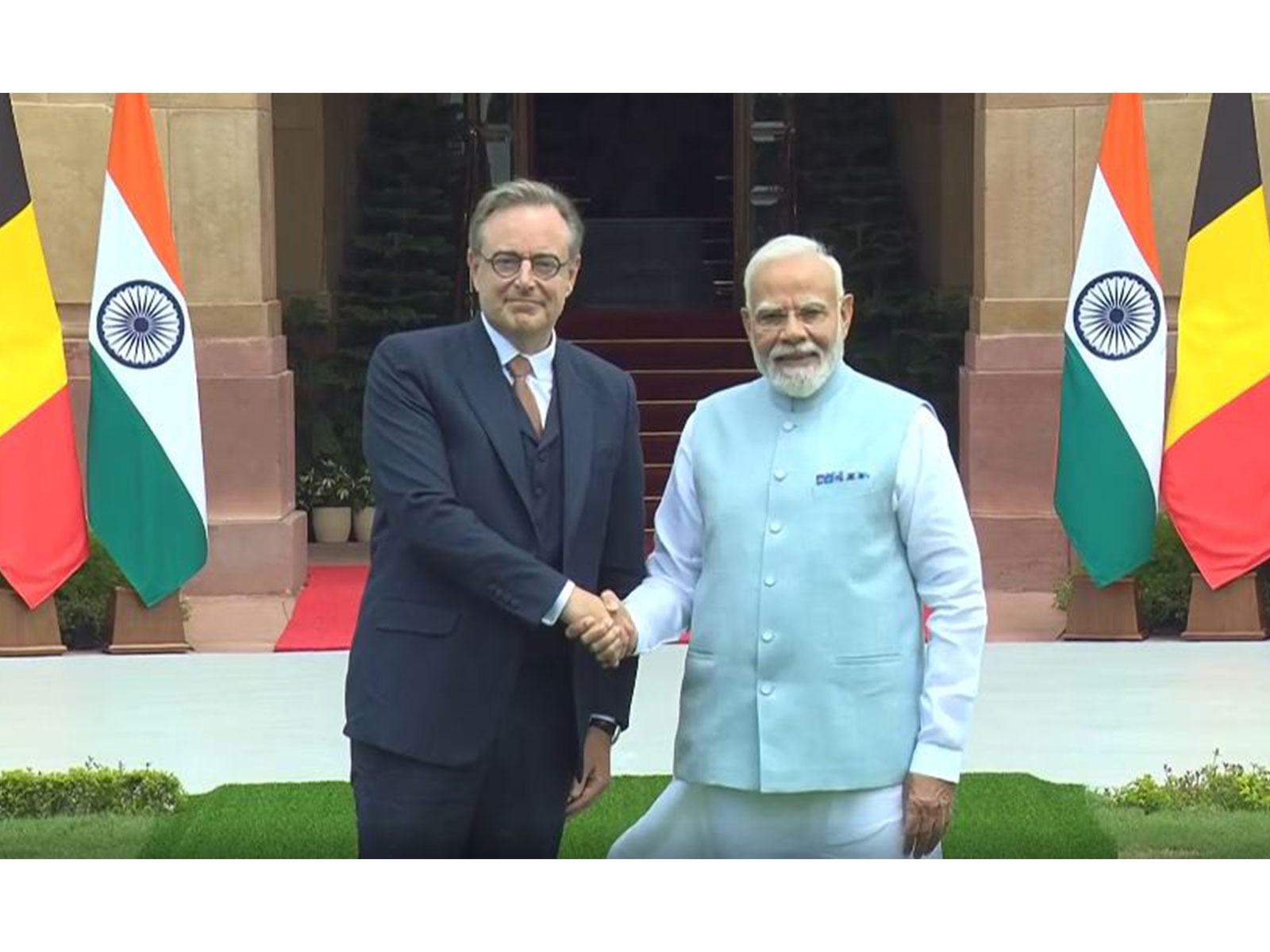 Prime Minister Narendra Modi meets Belgian Prime Minister Bart De Wever