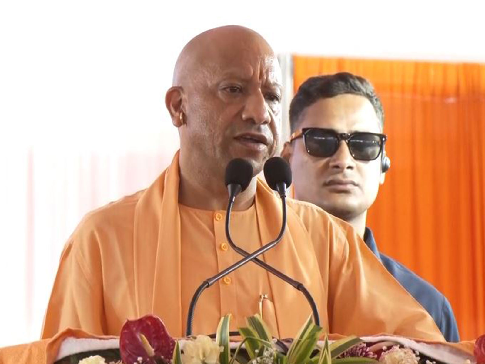 UP: CM Yogi distributes relief material to 1,000 flood-affected families in Farrukhabad, assures "permanent solution"