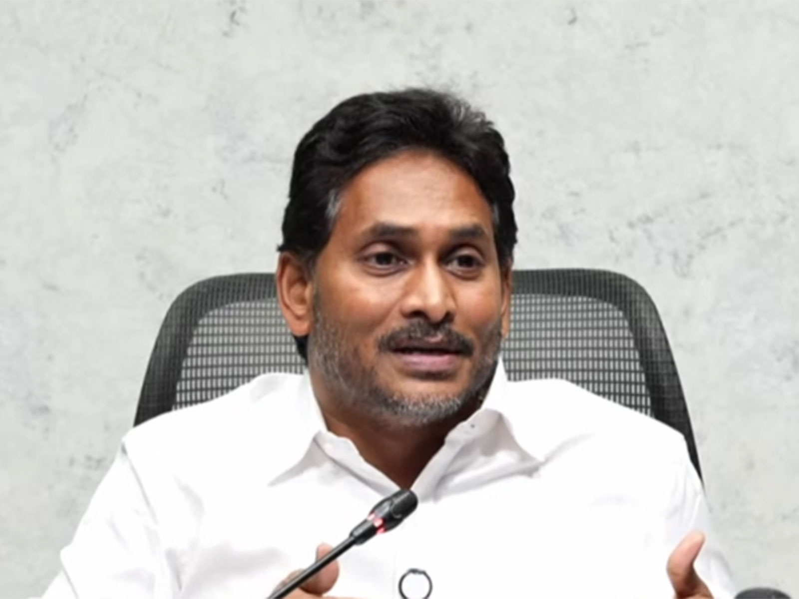 Andhra Pradesh: YSRCP's YS Jagan extends Krishna Janmashtami greetings
