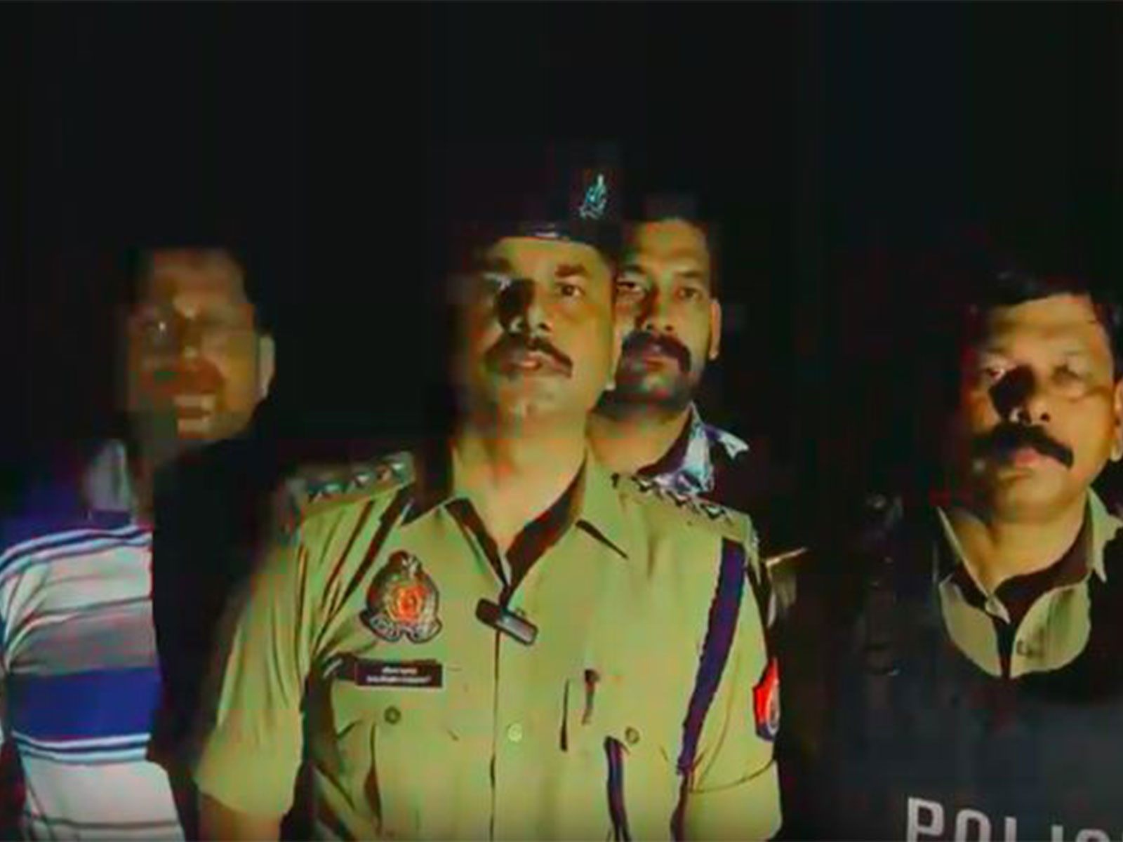 Kaushambi Circle Officer Saurabh Samant (Photo/X/@kaushambipolice) Kaushambi Circle Officer Saurabh Samant (Photo/X/@kaushambipolice)