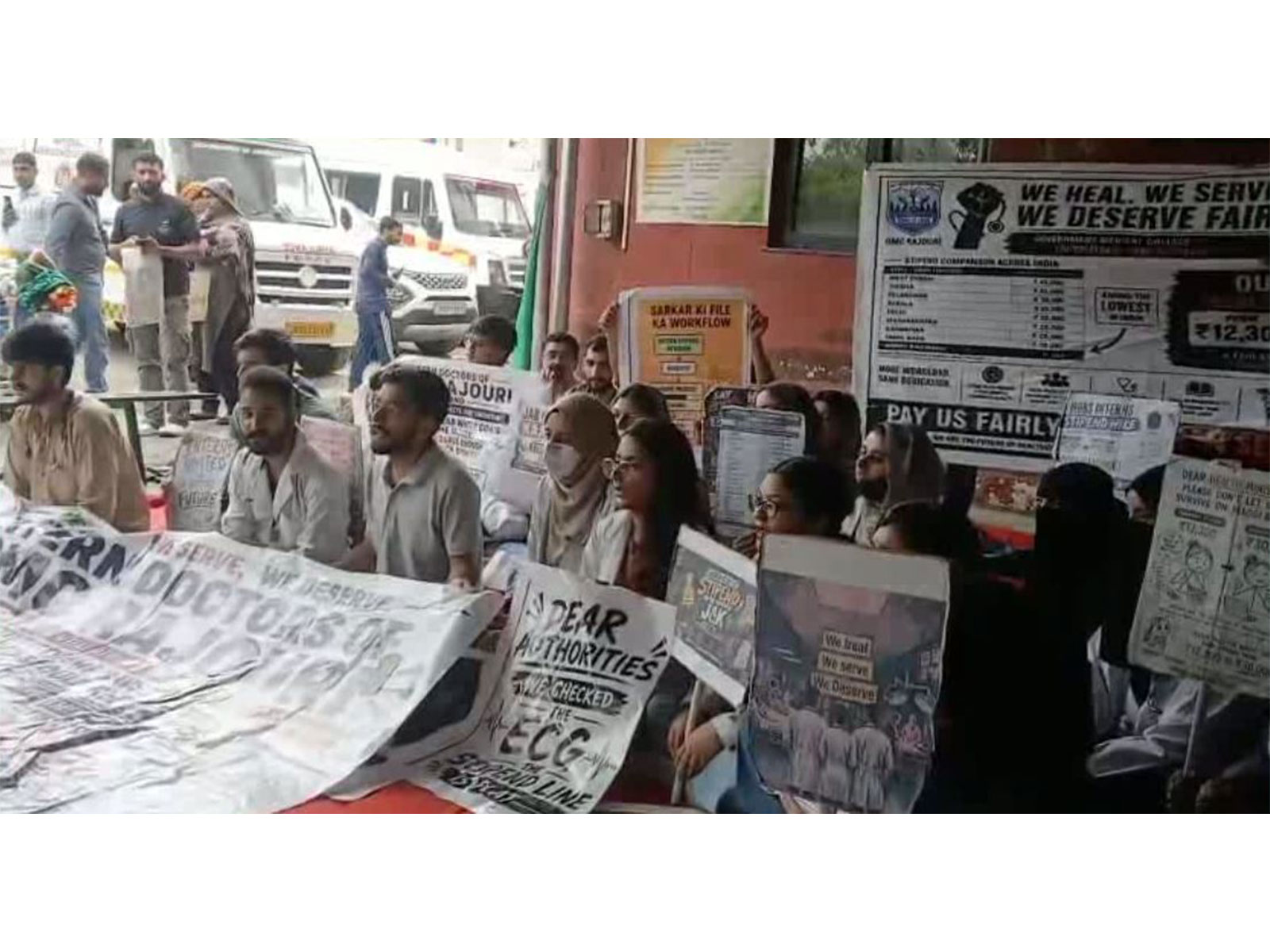 J-K: Intern doctors’ protest over stipend hike enters sixth day; govt says, 'matter under process'
